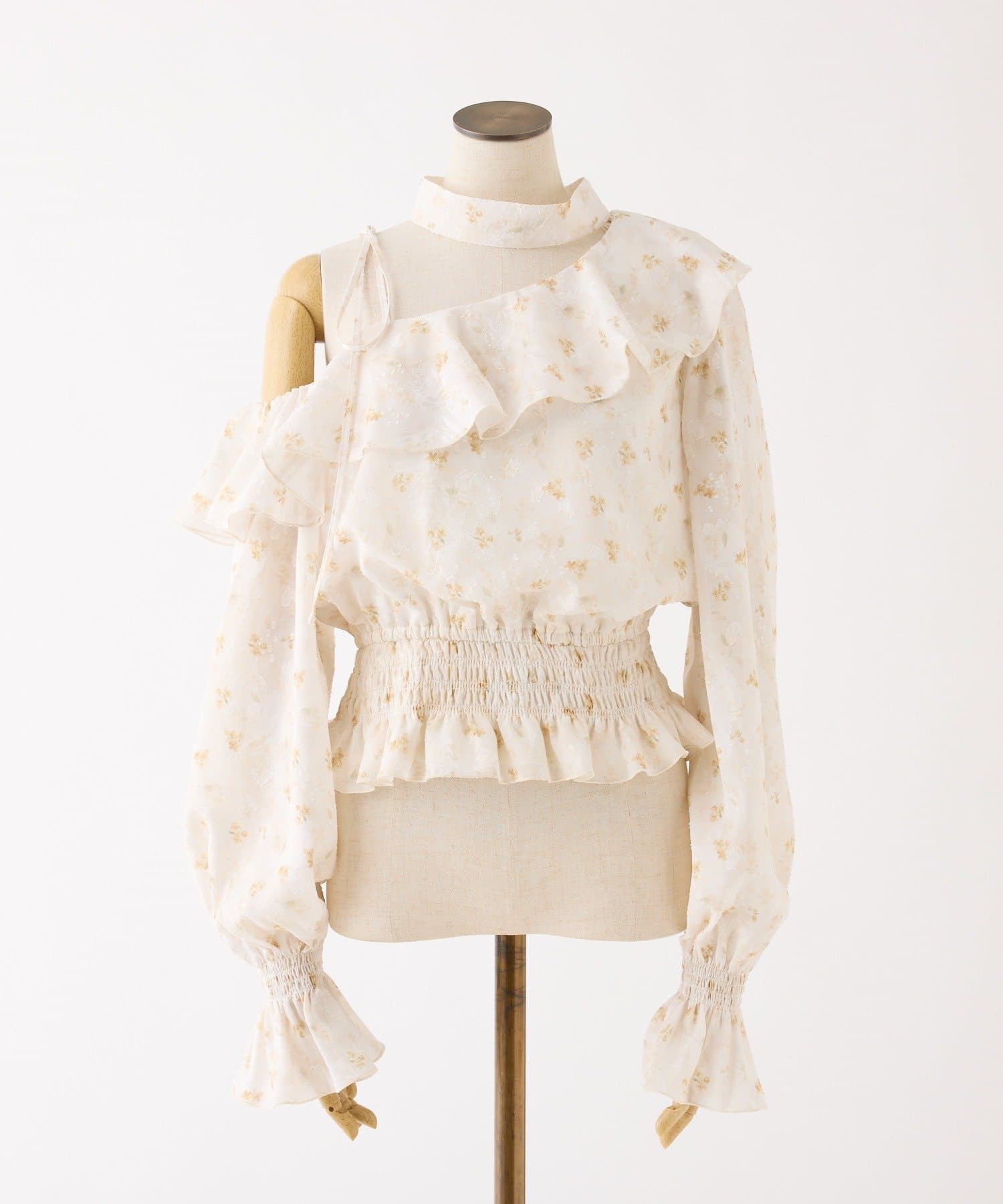 one after another NICE CLAUP(ワンアフターアナザー ナイスクラップ) 2WAYワンショルフリルブラウス