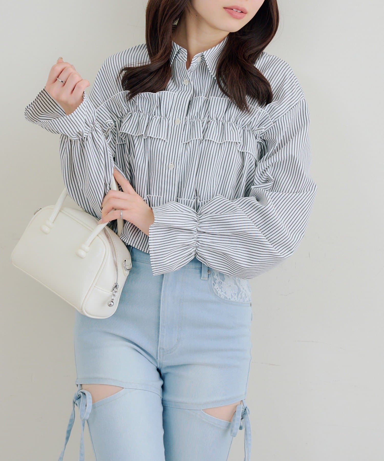 NICE CLAUP / OLIVE des OLIVE OUTLET(ナイスクラップ  / オリーブ デ オリーブ アウトレット) 【RMAF】フリルショートブラウス