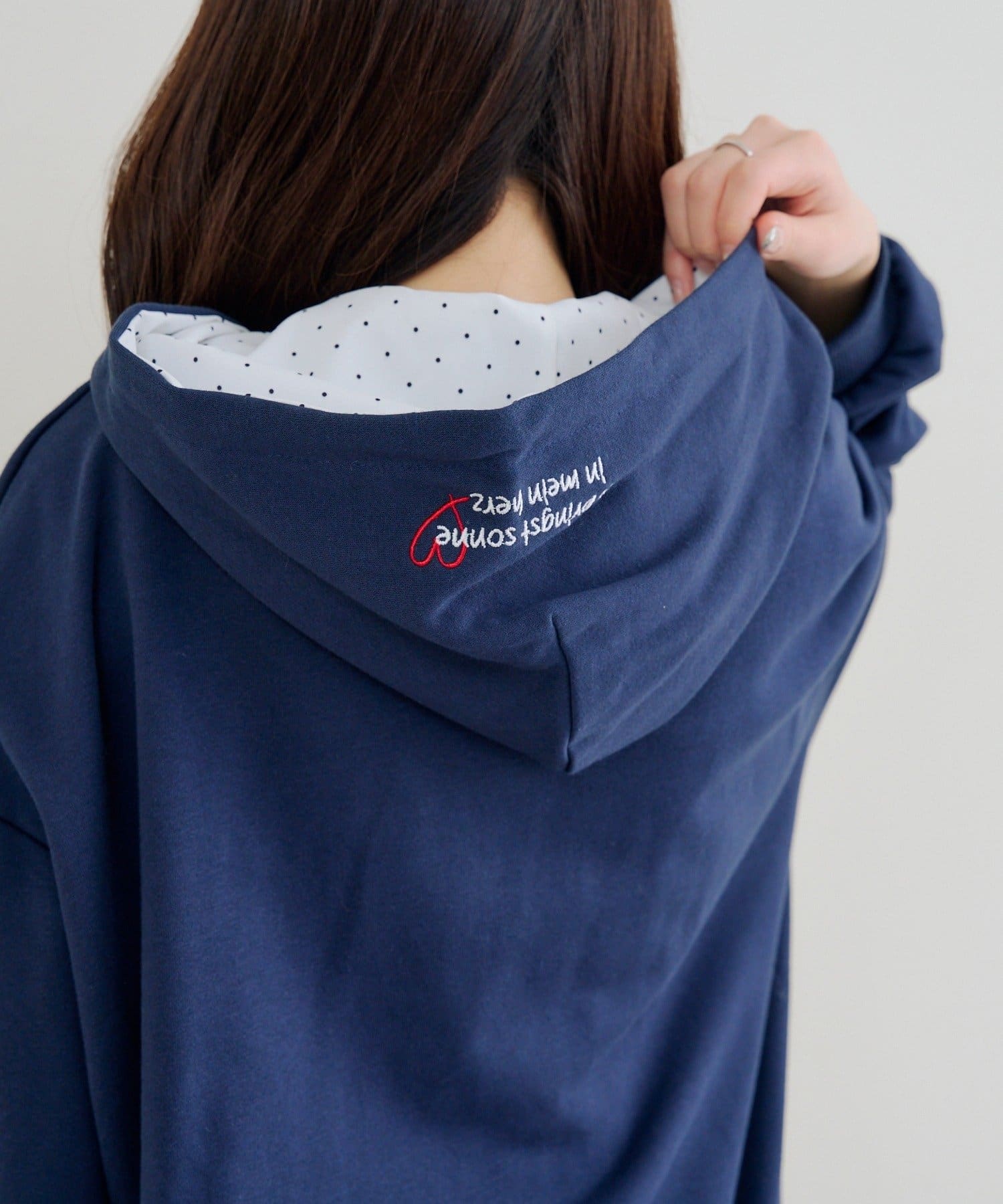 NICE CLAUP / OLIVE des OLIVE OUTLET(ナイスクラップ  / オリーブ デ オリーブ アウトレット) 【RMAF】BIGロゴZIPパーカー