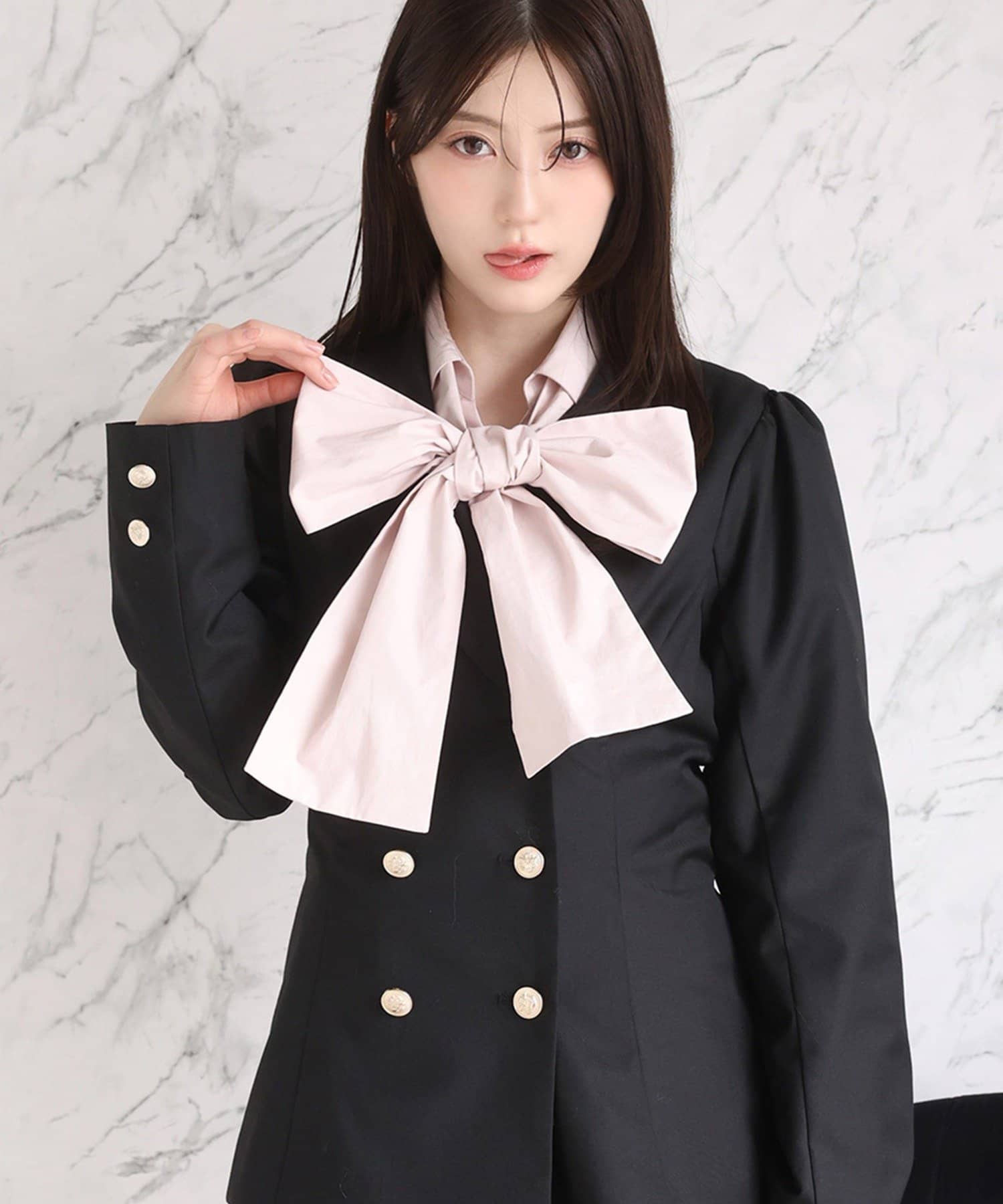 one after another NICE CLAUP(ワンアフターアナザー ナイスクラップ) 【リボン取り外し可能】フロントギャザーボウタイシャツ