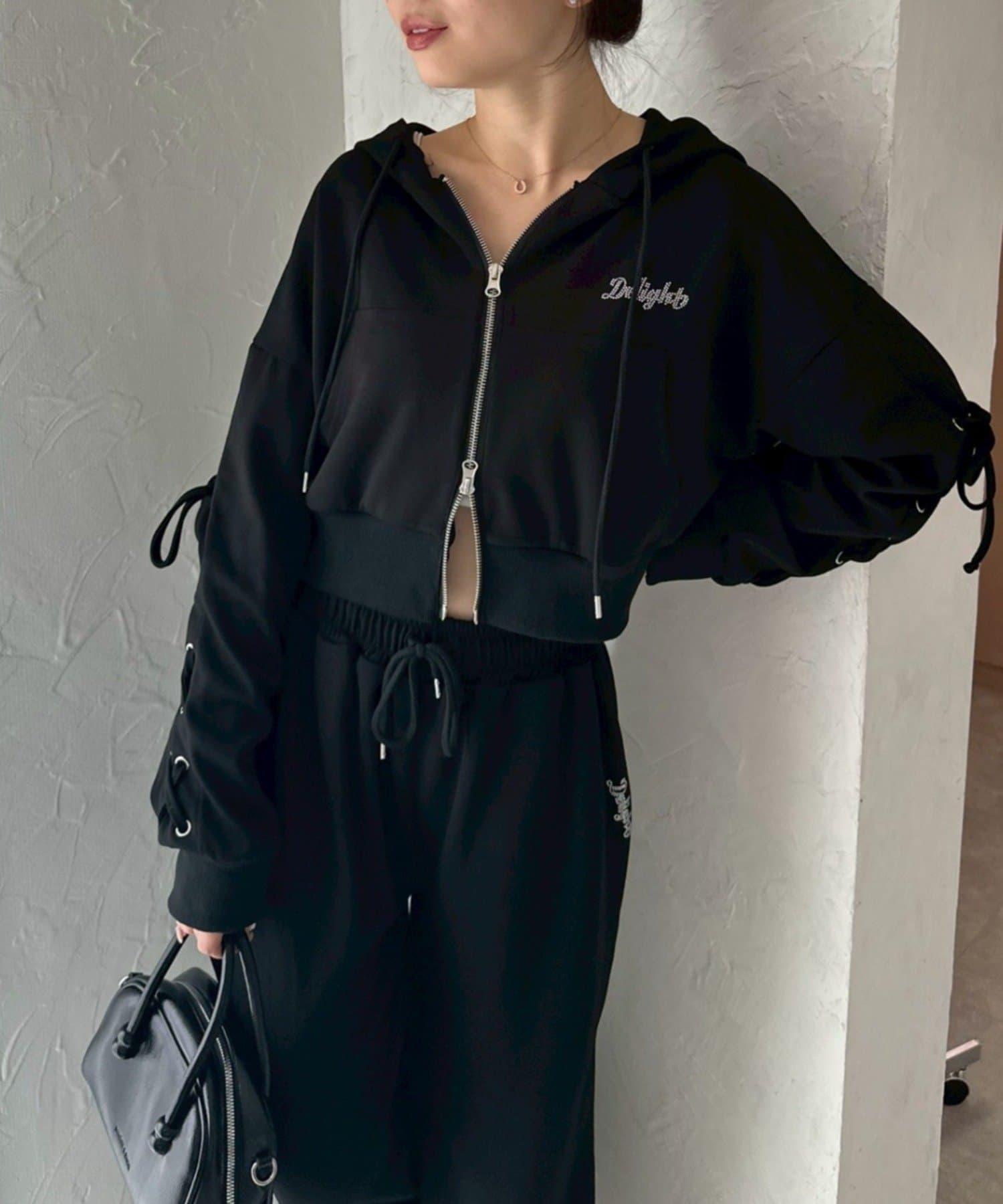 RMAF】[set]ダンボールレースUPパーカー | NICE CLAUP / OLIVE des