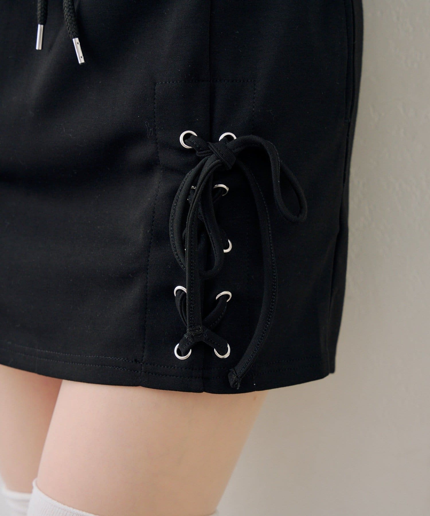 Remind me and forever(リマインドミーアンドフォーエバー) 【set upで楽しめる】ロゴキラリダンボールレースUPスカート