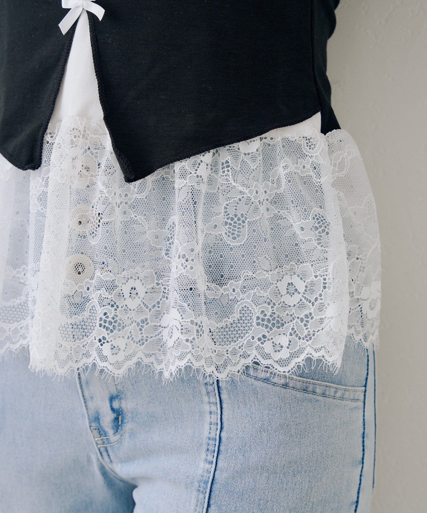 Remind me and forever(リマインドミーアンドフォーエバー) 裾レースドッキングプルオーバー