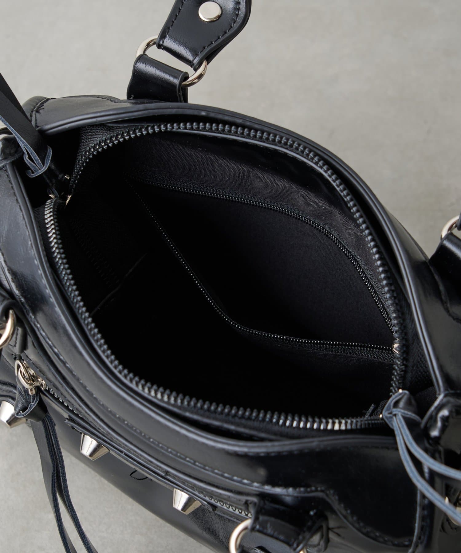 Remind me and forever(リマインドミーアンドフォーエバー) スタッズデザインミニ2WAYバッグ