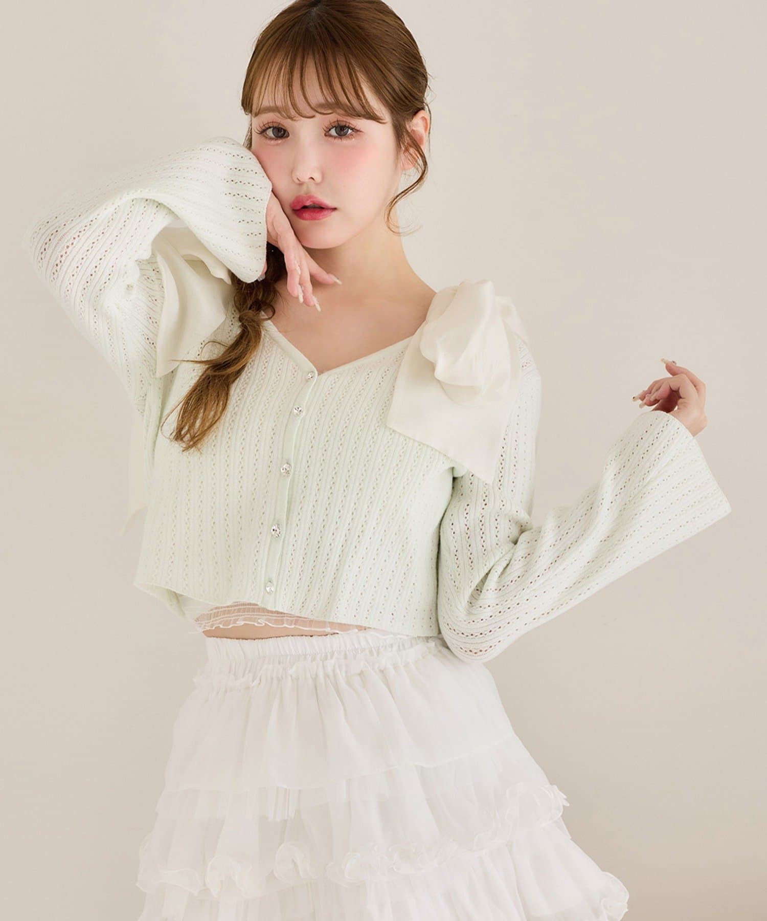 one after another NICE CLAUP(ワンアフターアナザー ナイスクラップ) キラキラボタンアイレットカーデ