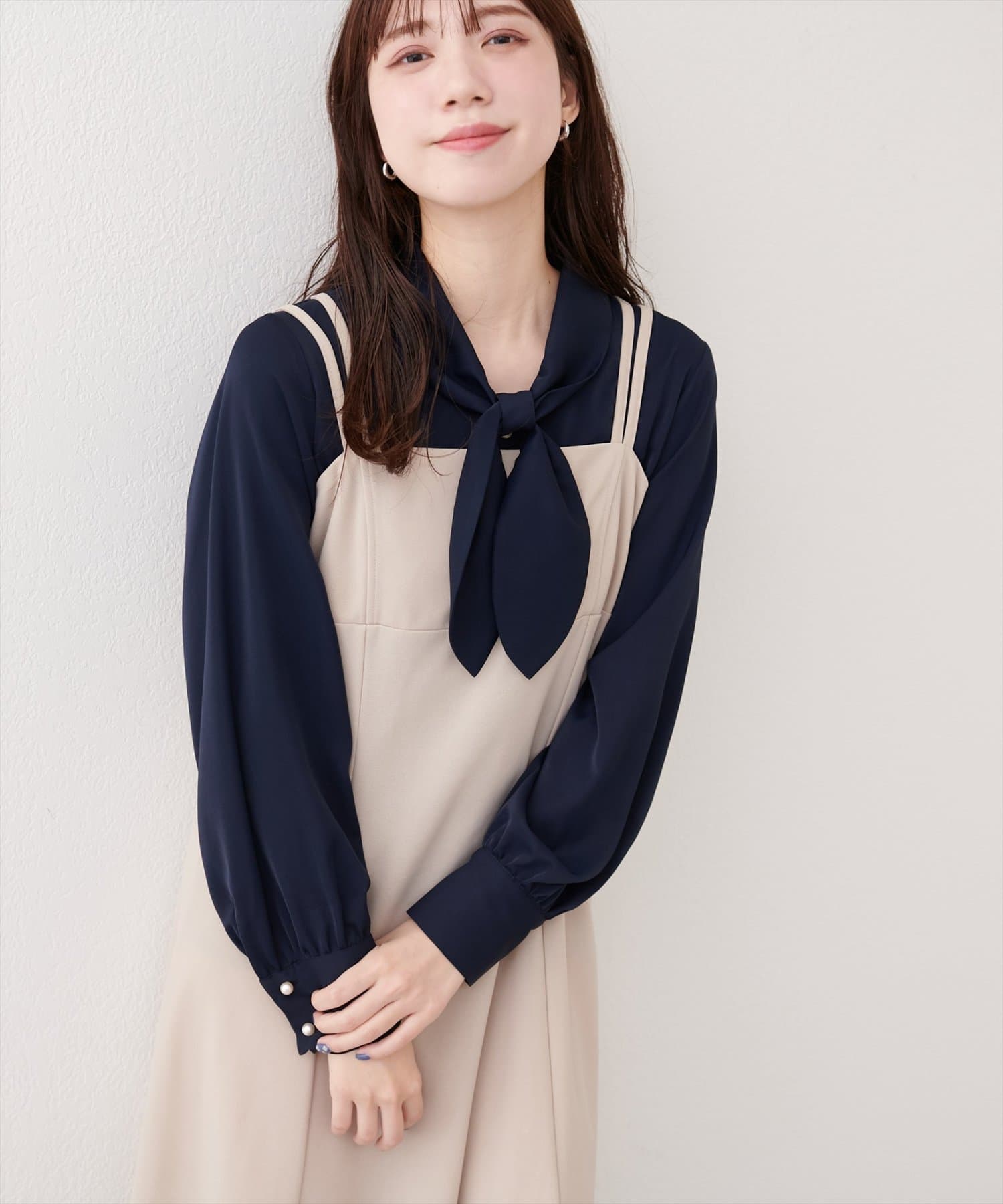 natural couture(ナチュラルクチュール) リボンタイパール釦ブラウス