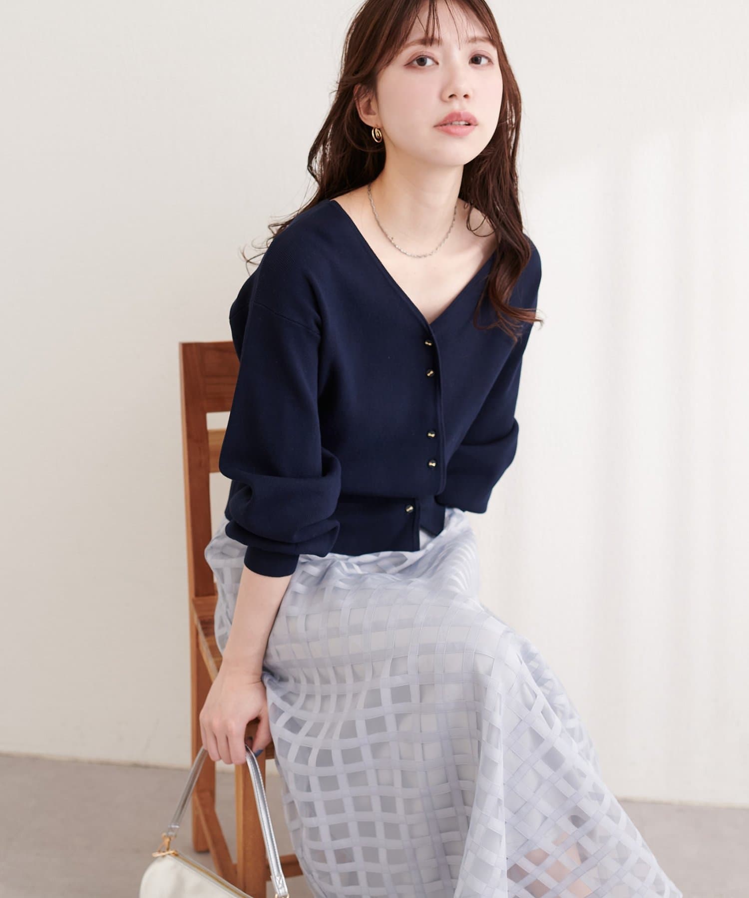 natural couture(ナチュラルクチュール) アシメデザイン釦カーデ