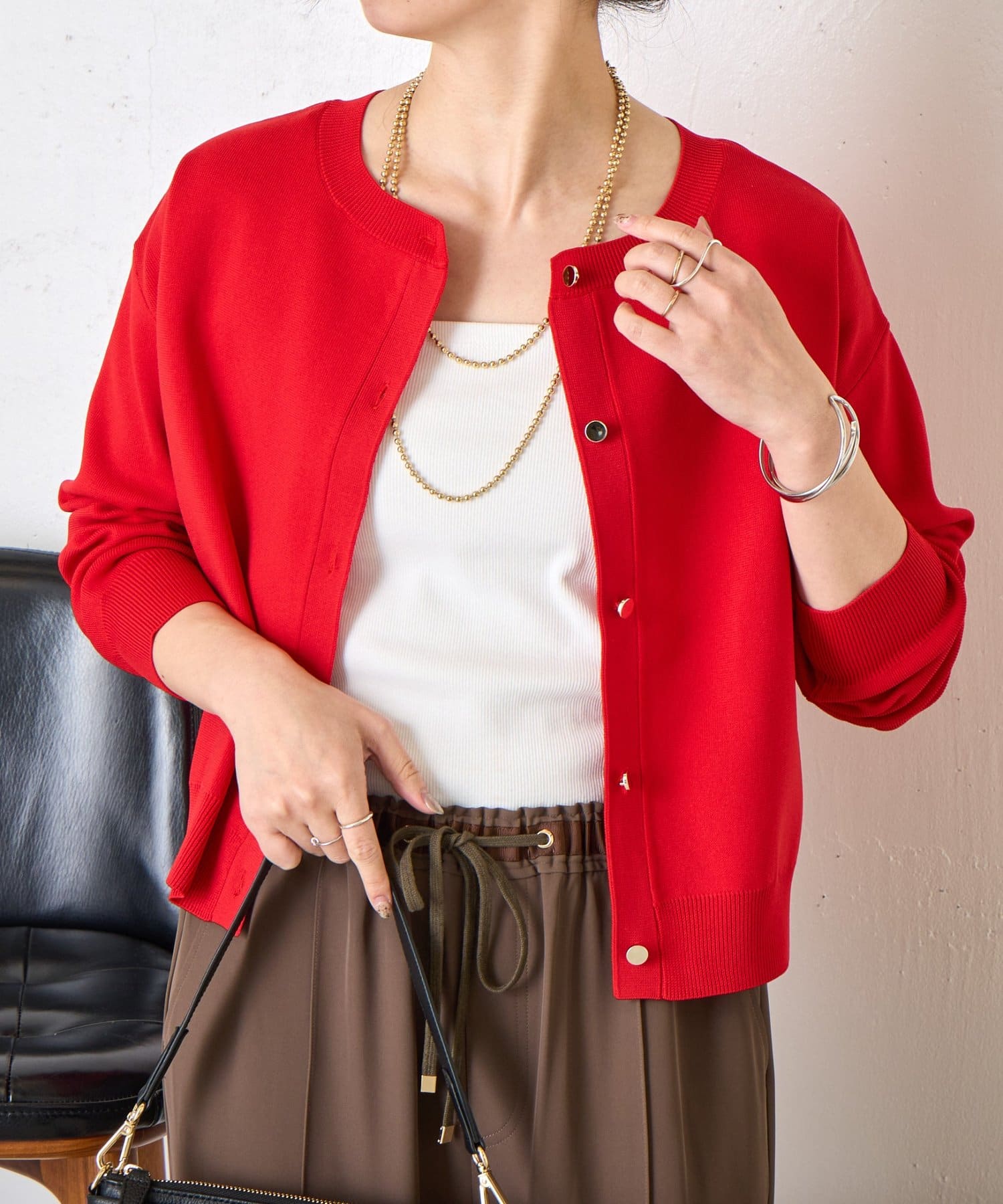 Jena　espace merveilleux(ジェナ　エスパスメルヴェイユ) 【ロングシーズン使える】金ボタンクルーニットカーディガン