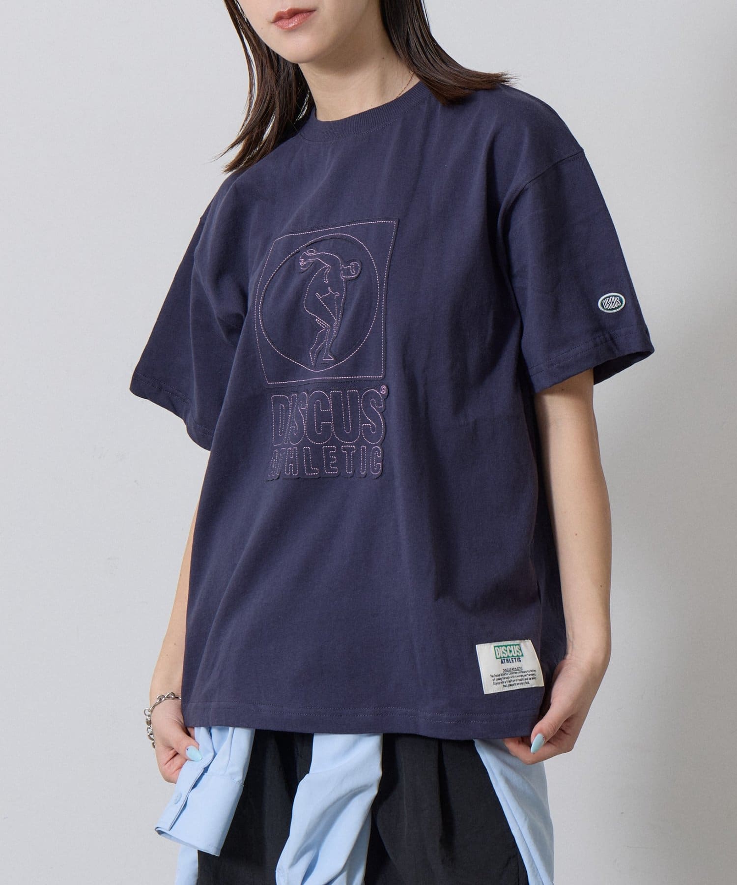 -goocy-(グーシー) 【DISCUS】アップリケ刺繍半袖T