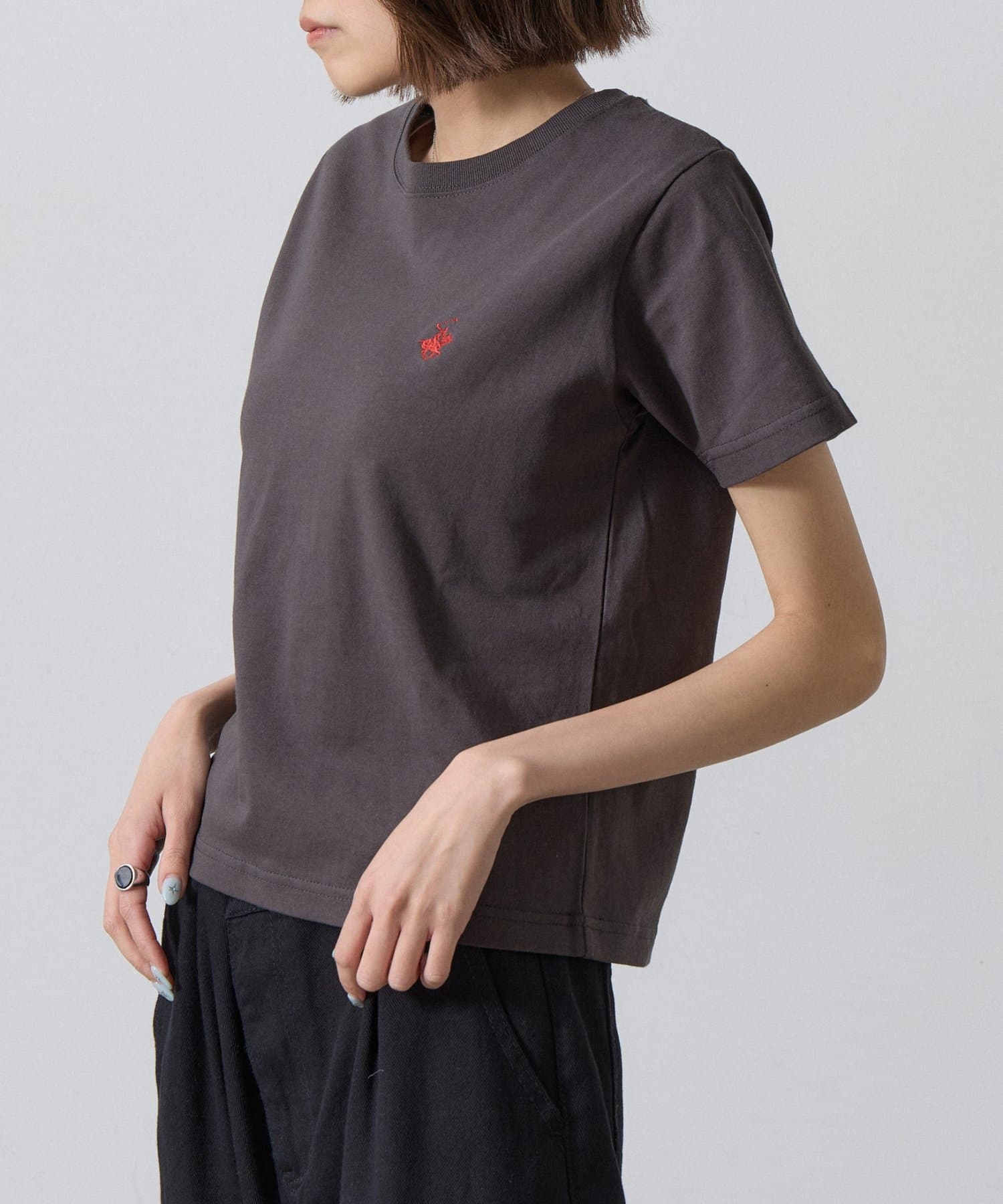 -goocy-(グーシー) 【BHPC】アイコン刺繍T