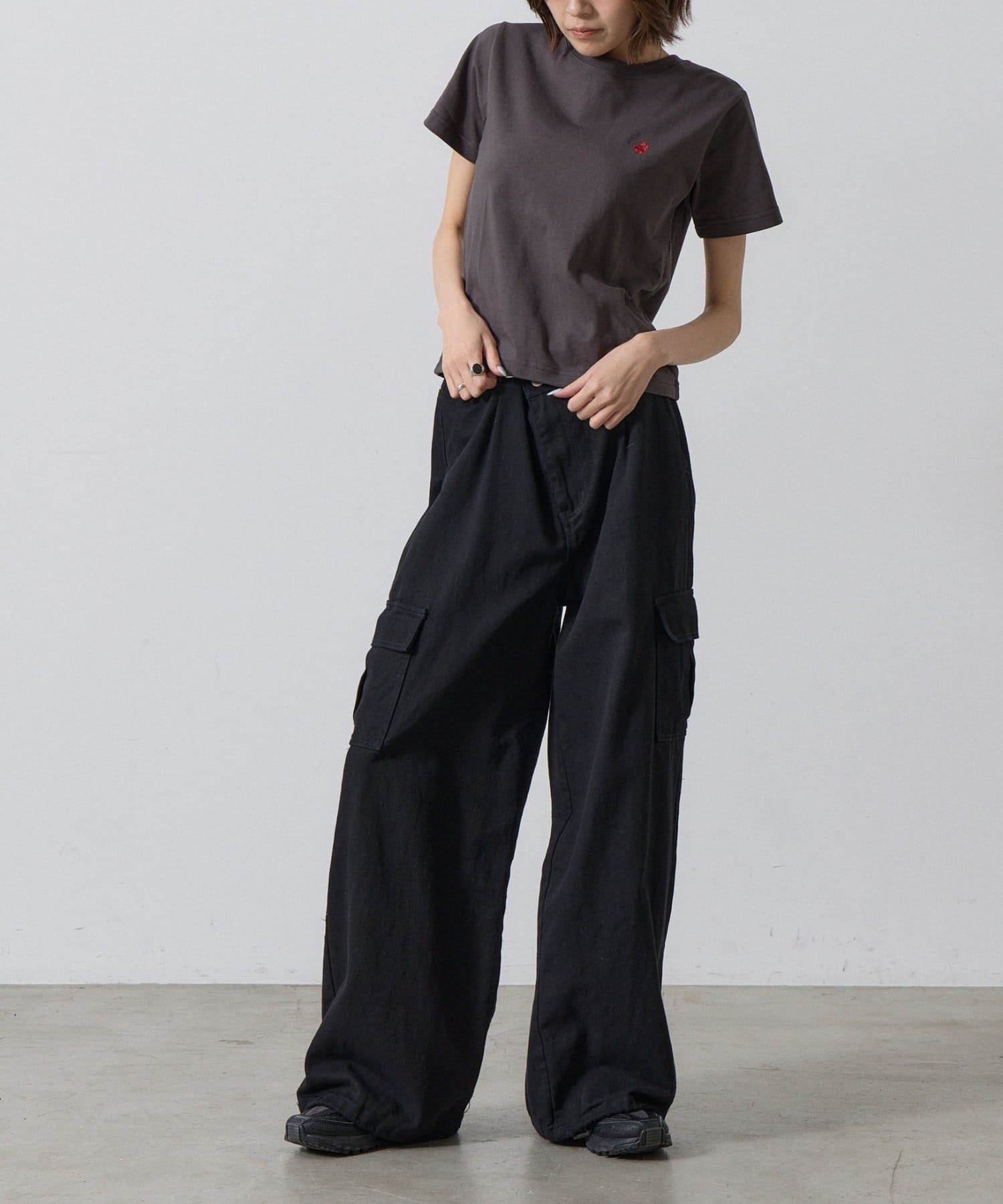 -goocy-(グーシー) 【BHPC】アイコン刺繍T