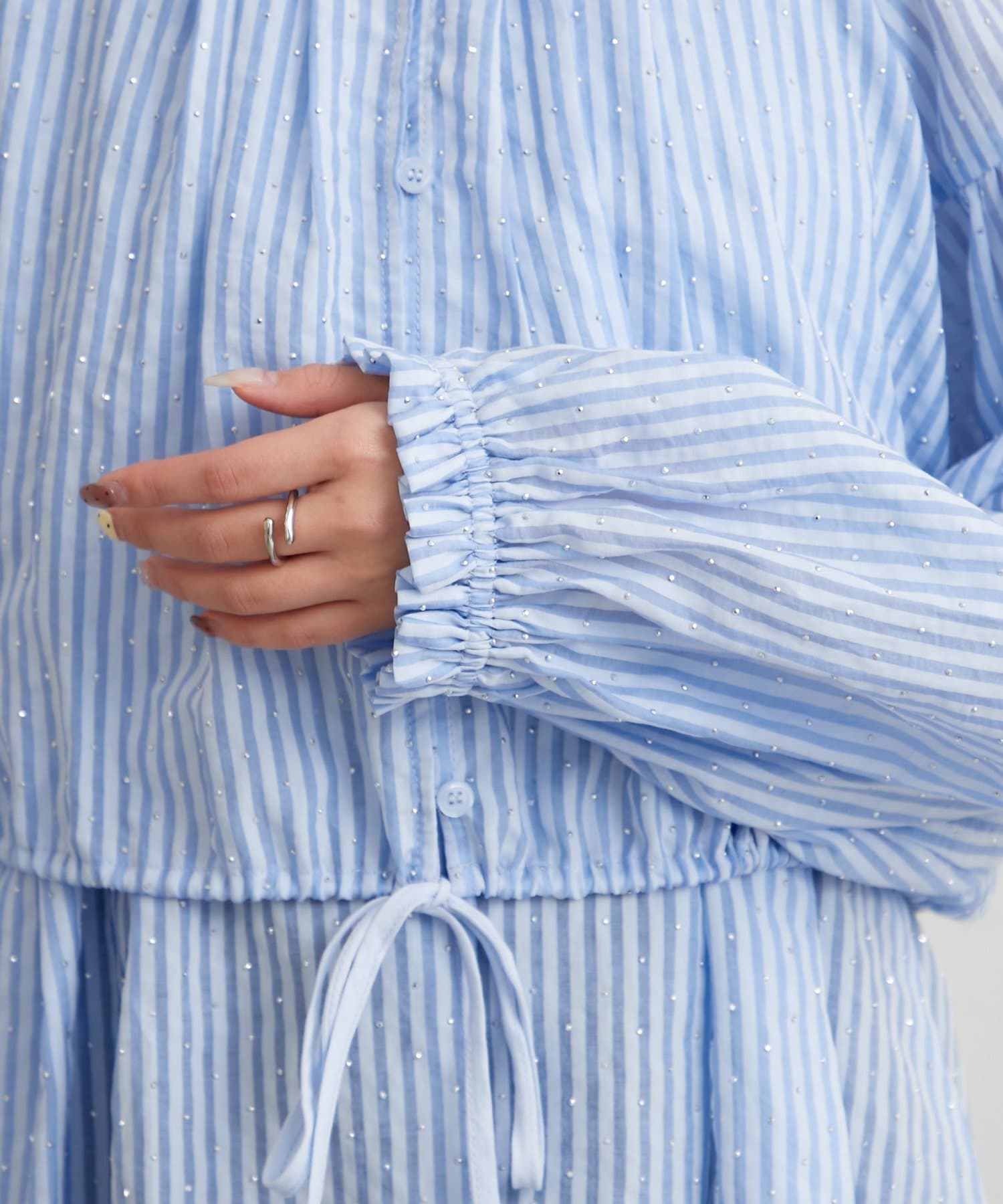 mystic(ミスティック) ラメストライプビスチェSETブラウス