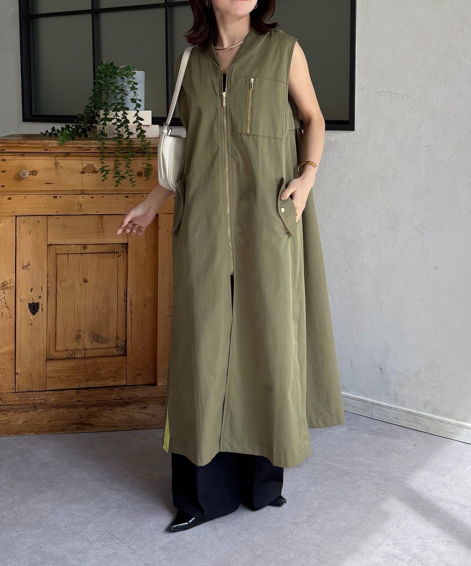 Thevon.(ゼヴォン) MA-1ロングジレ