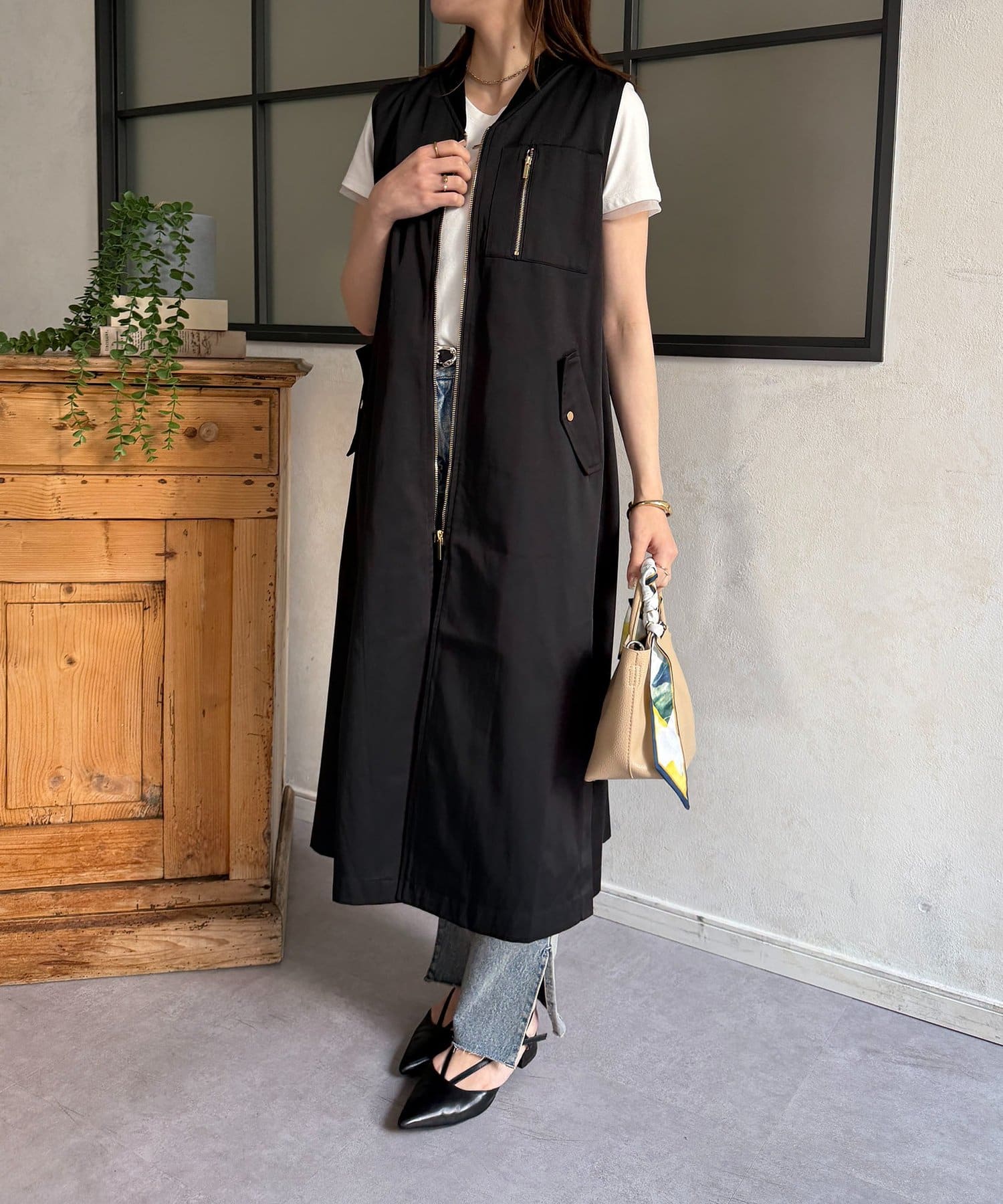 Thevon.(ゼヴォン) MA-1ロングジレ