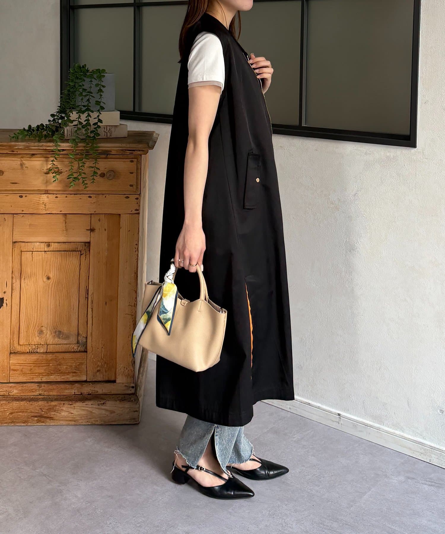 Thevon.(ゼヴォン) MA-1ロングジレ