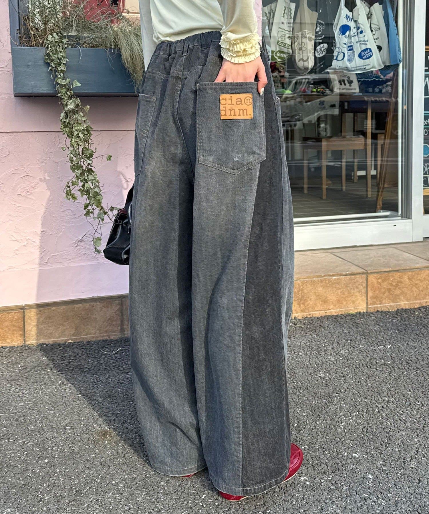 CIAOPANIC(チャオパニック) 【cian denim/シアンデニム】切替スーパーワイドバルーンデニムパンツ