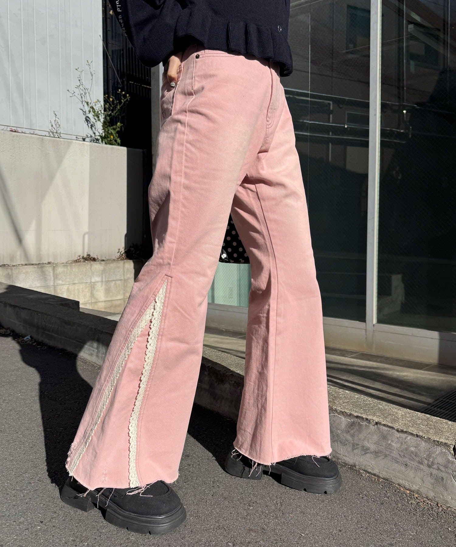 CIAOPANIC(チャオパニック) レースダーツフレアデニムパンツ