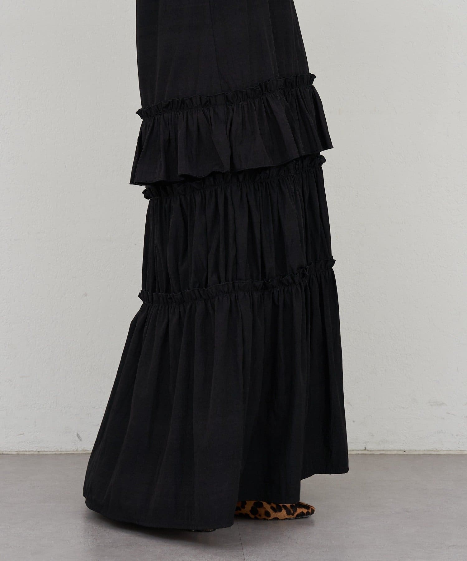 OUTLET(アウトレット) 【SHENERY】ティアードワンピース