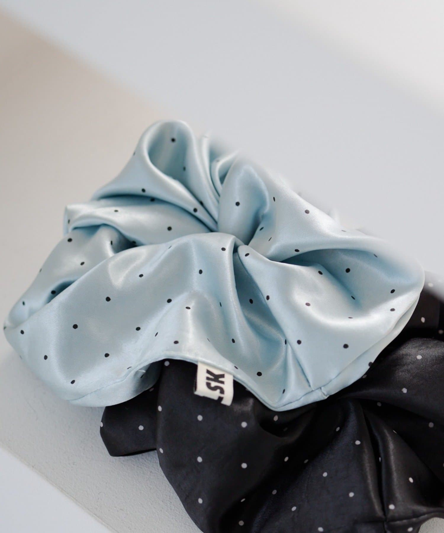 OUTLET(アウトレット) 【Kastane】サテンドットシュシュ