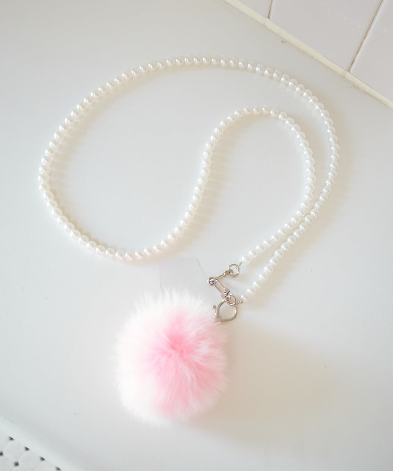 OUTLET(アウトレット) 【Kastane】ファーチャーム&パールショルダーSET