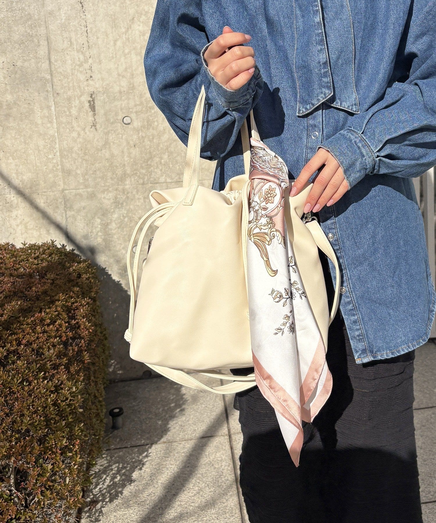 Lattice(ラティス) 巾着ショルダーバッグ