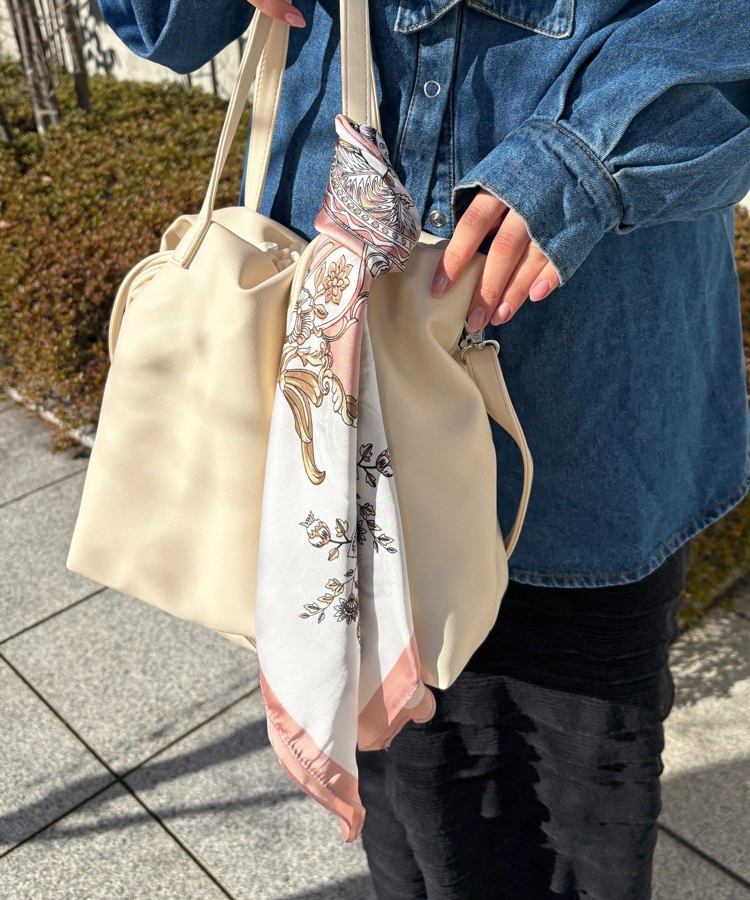 Lattice(ラティス) チェーンスカーフ