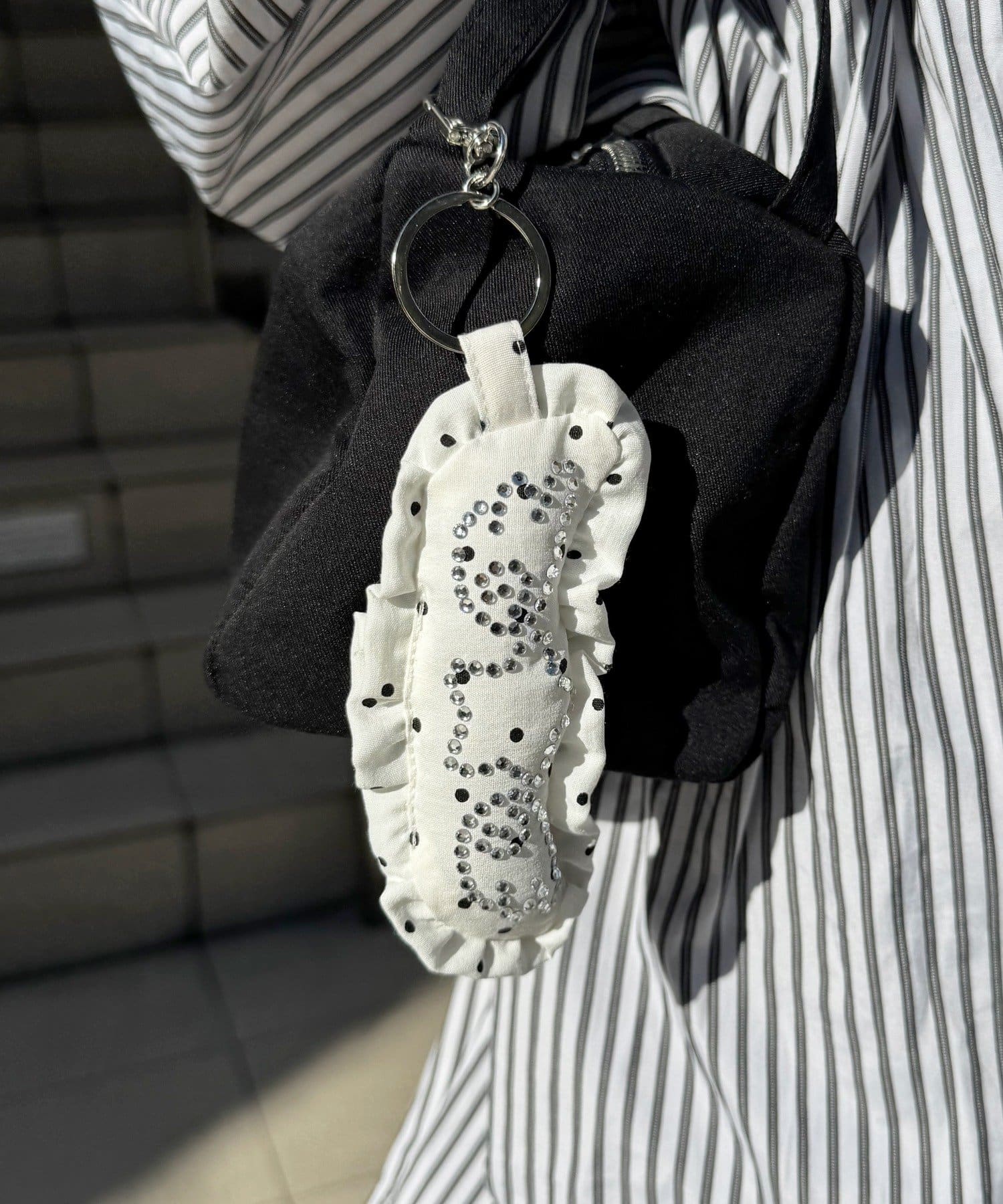 Lattice(ラティス) ストーンパフチャーム