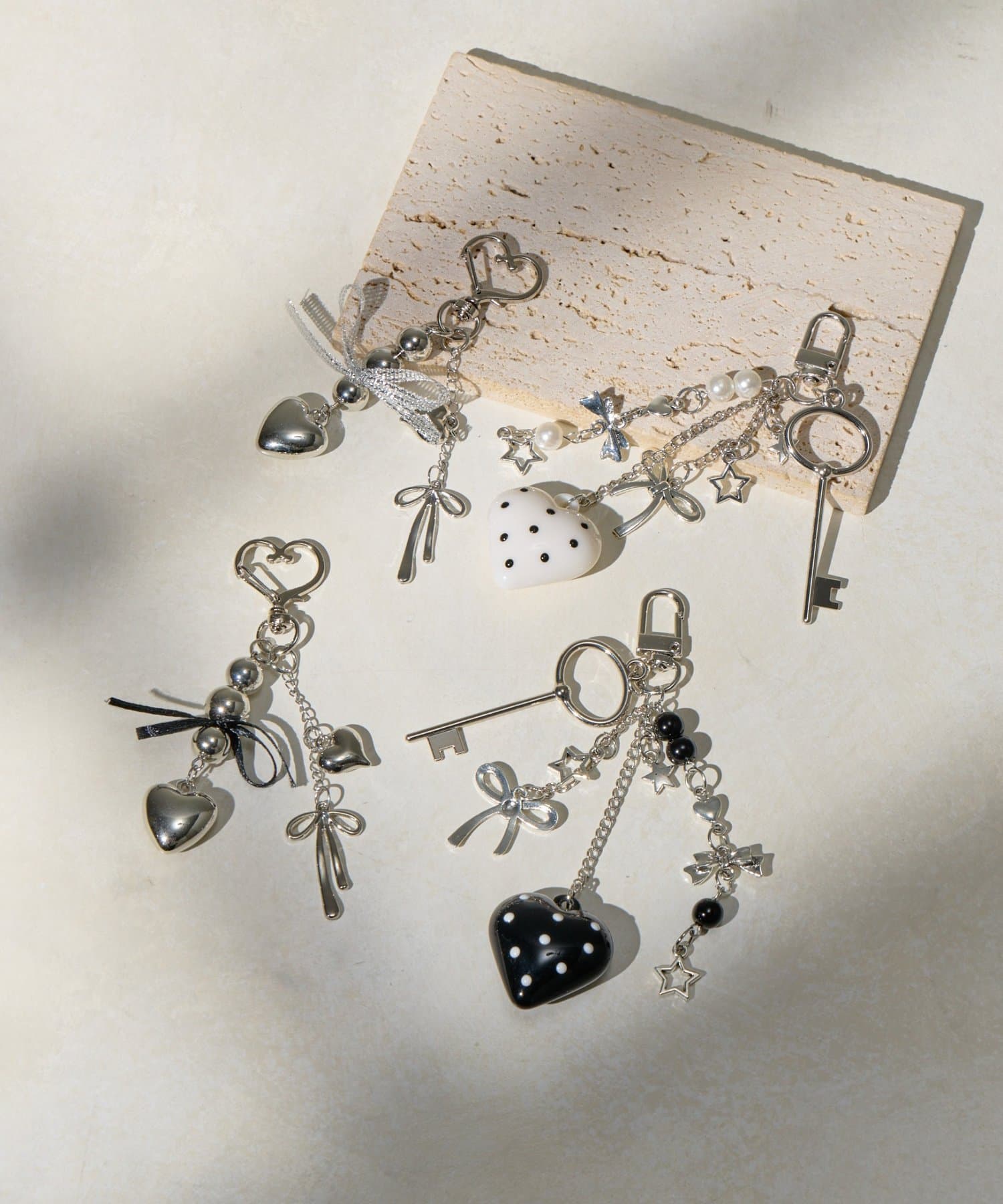 Lattice(ラティス) ドットハートチャーム