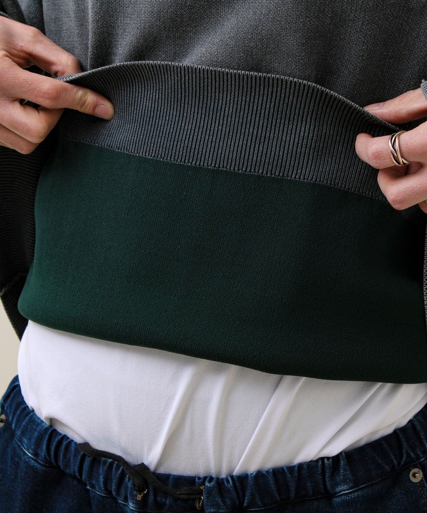 FREDY & GLOSTER(フレディ アンド グロスター) 【BOYエンブレム刺繍】Wフェイス フェードプルオーバーニット