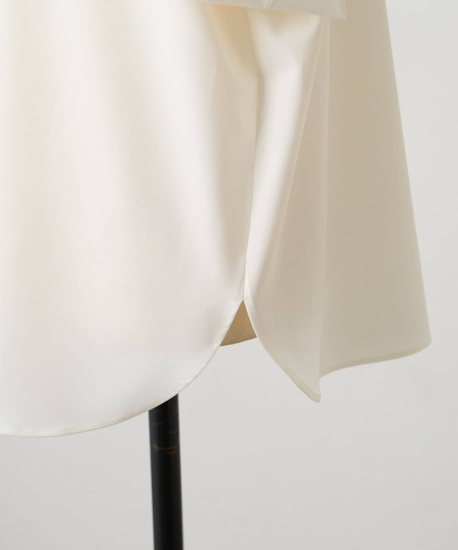 BEARDSLEY(ビアズリー) リングジップ前後ブラウス