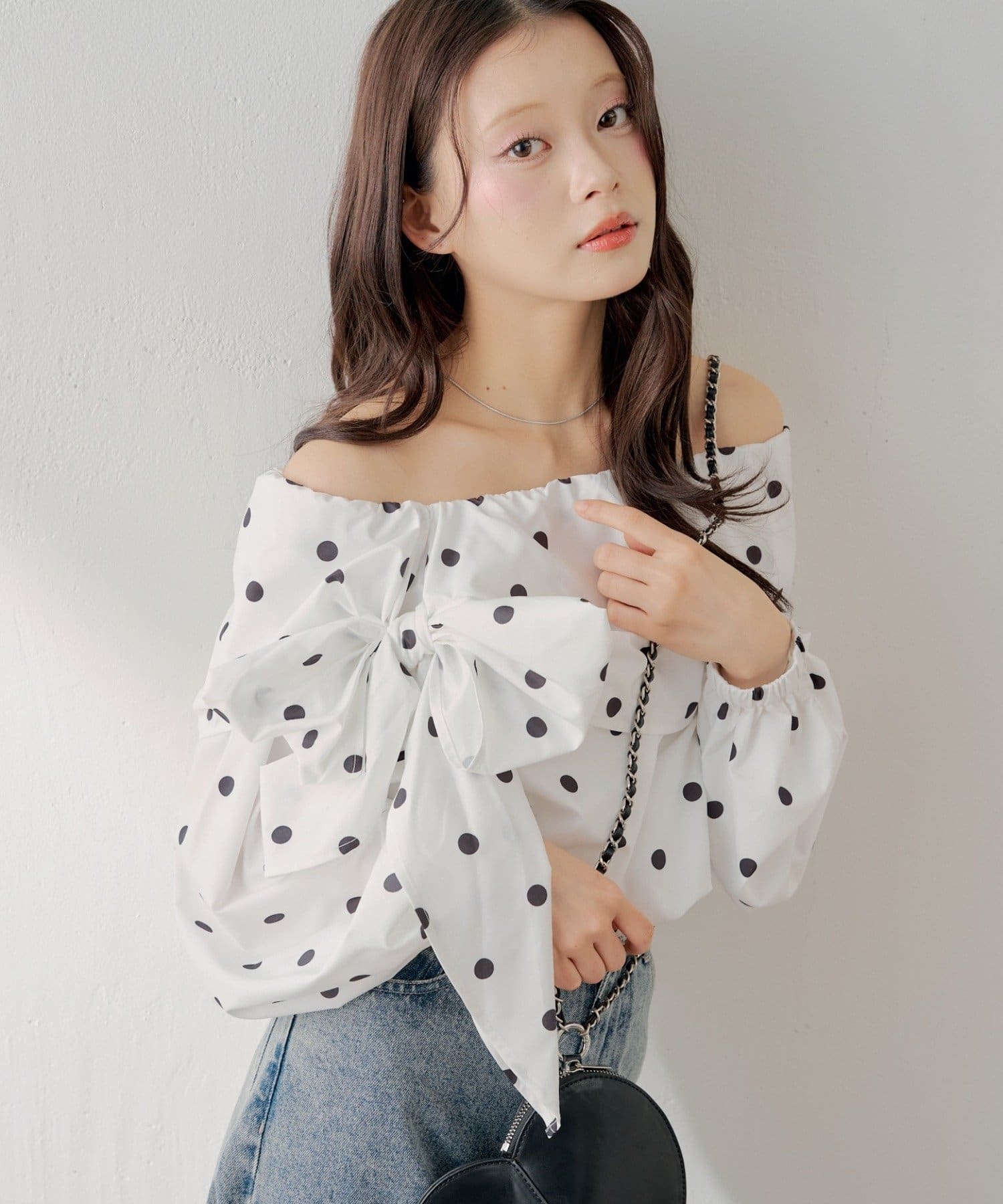 Chico(チコ) オフショルリボンバルーンブラウス