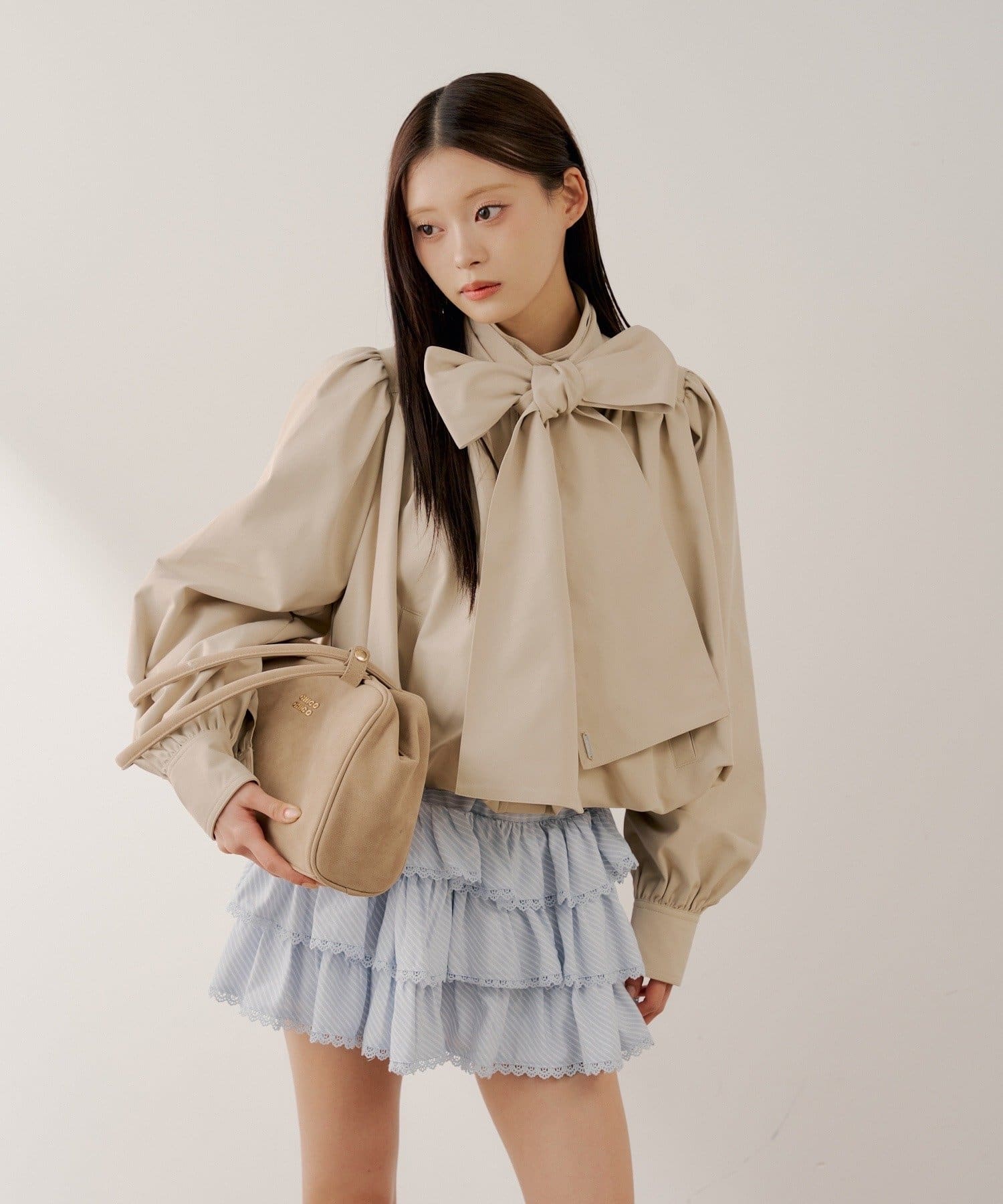 Chico(チコ) 【SALON by Chico】ショート丈バルーントレンチコート