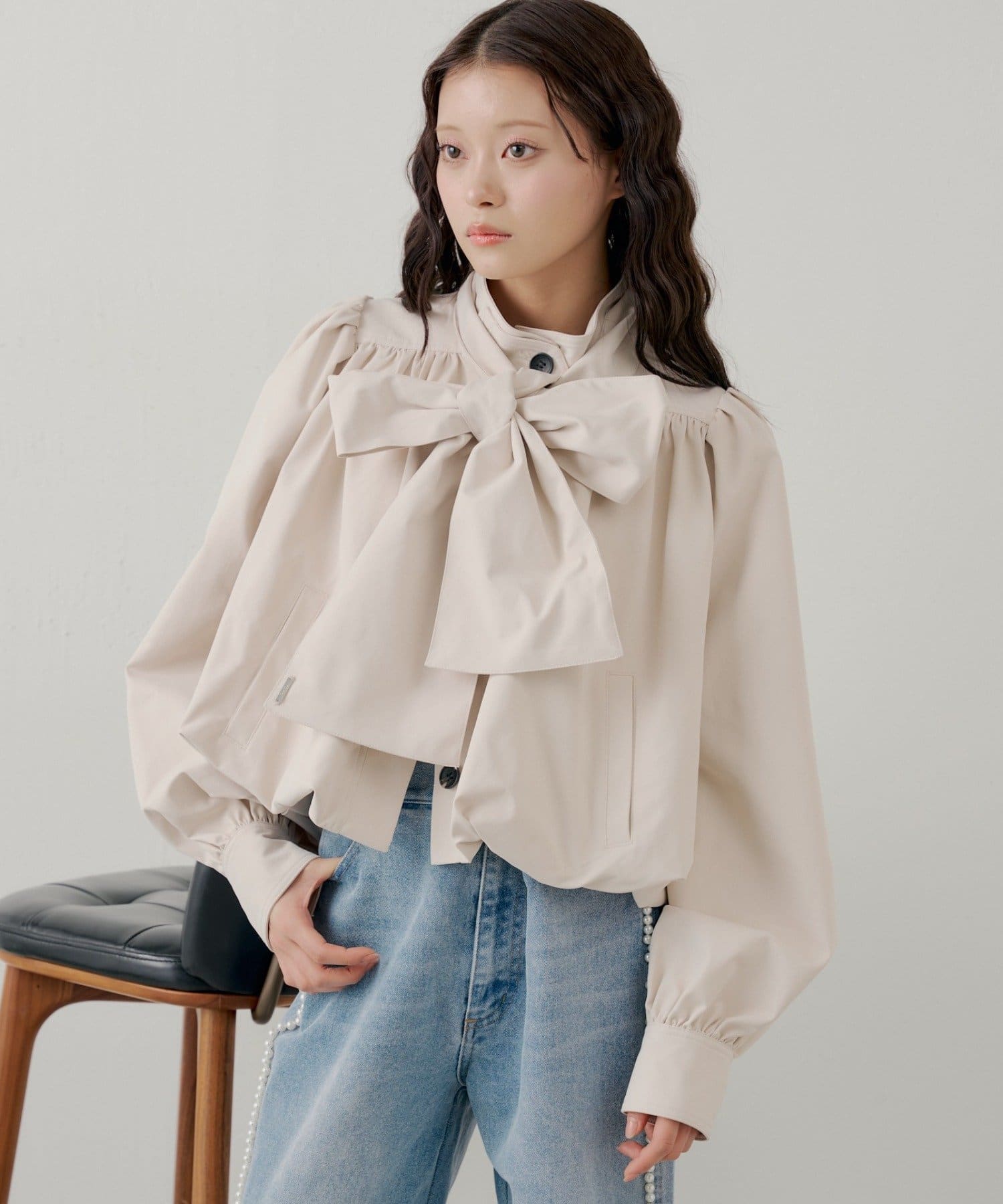 Chico(チコ) 【SALON by Chico】ショート丈バルーントレンチコート