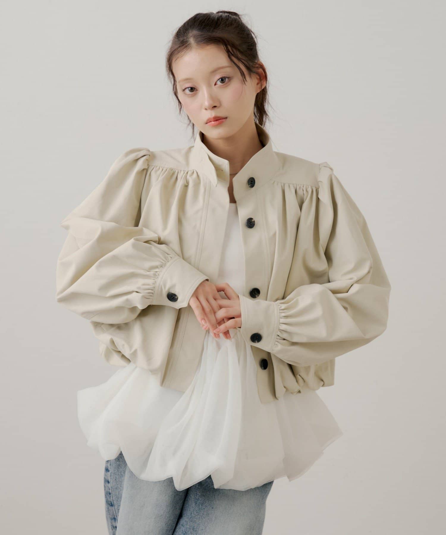 Chico(チコ) 【SALON by Chico】ショート丈バルーントレンチコート