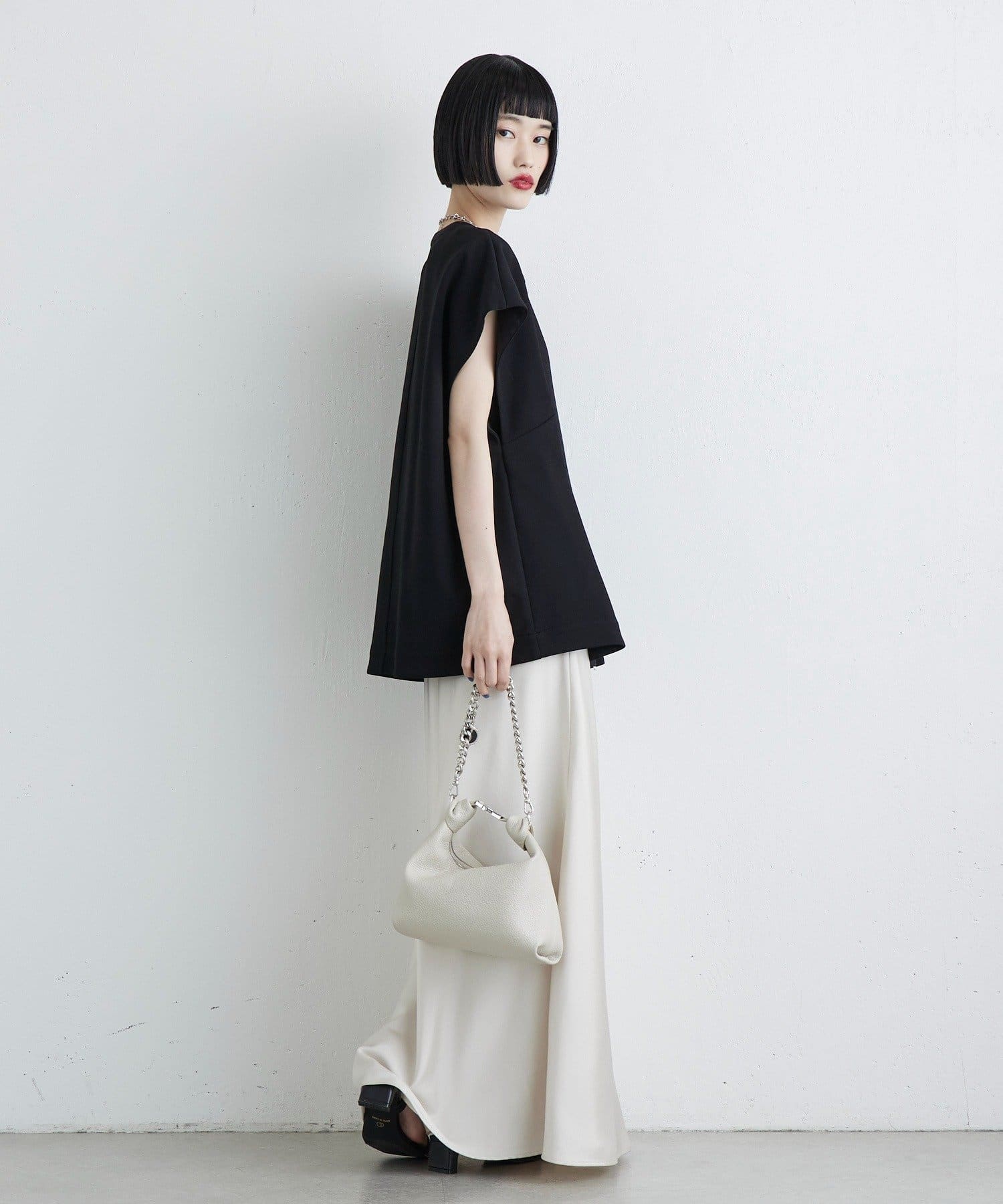 Lui's(ルイス) ウエストシェイプZIPトップス