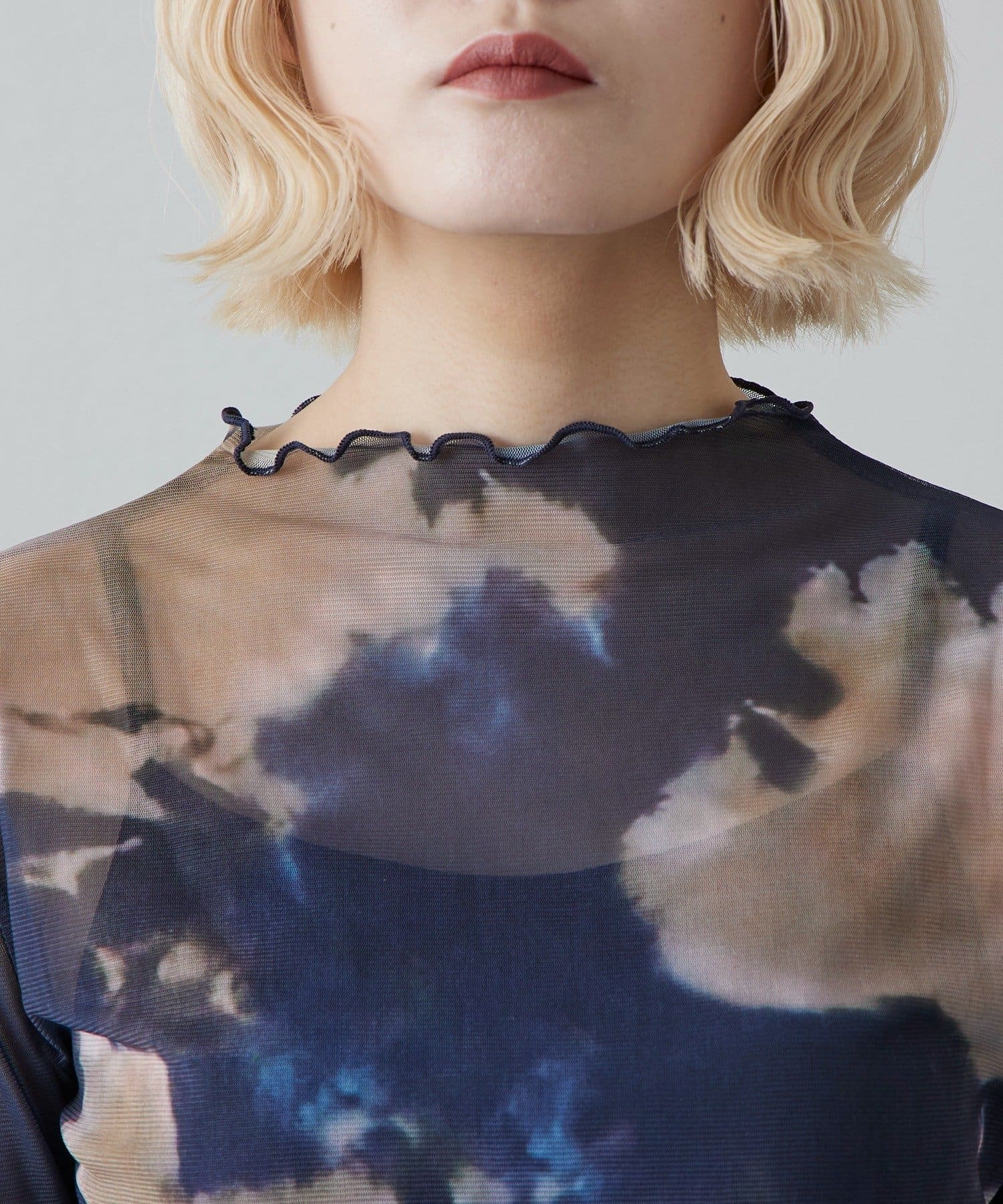 Lui's(ルイス) マーブルプリントシアー半袖トップス