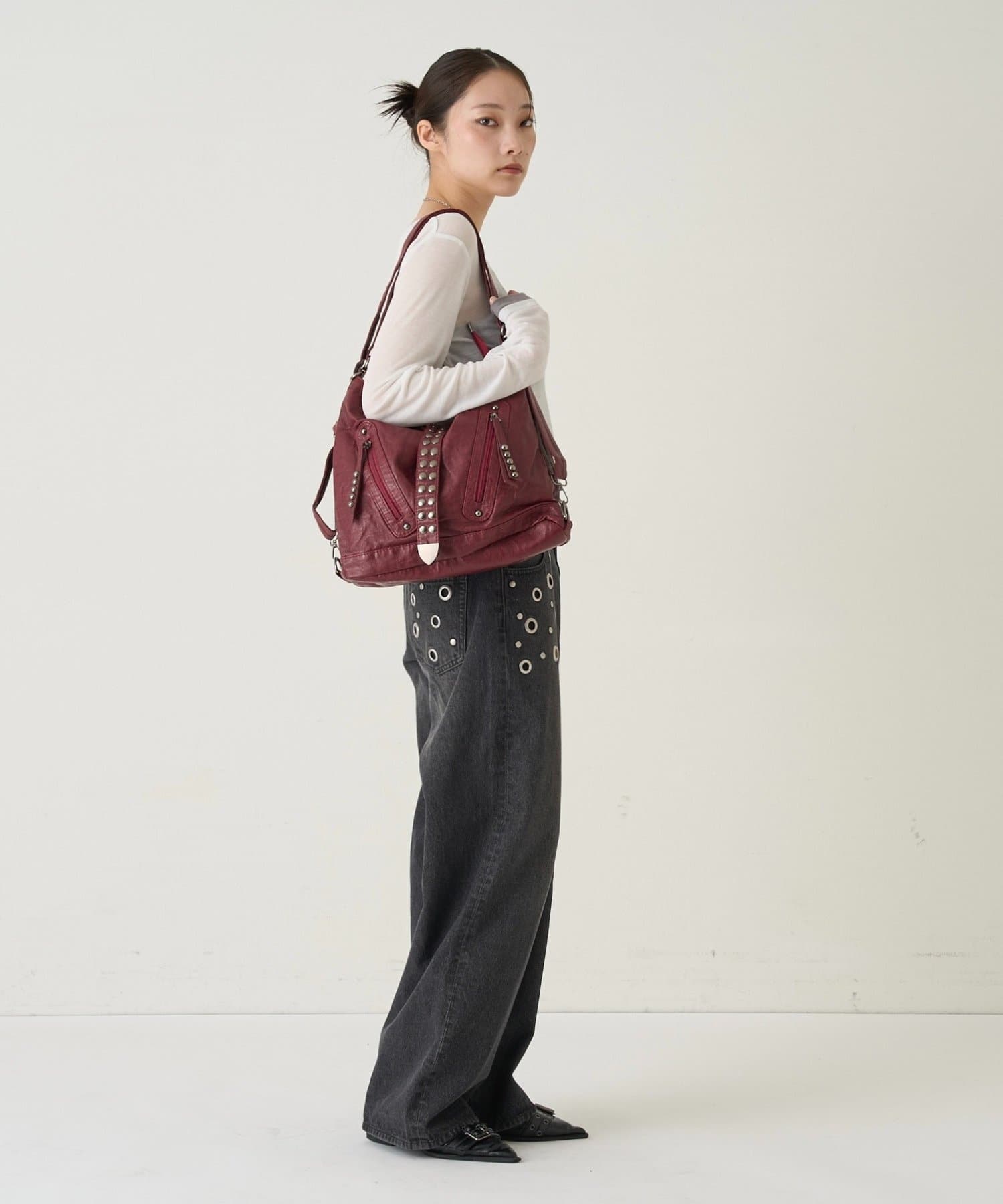 WHO’S WHO gallery(フーズフーギャラリー) 2-WAY DOT STUDS RIMP BAG