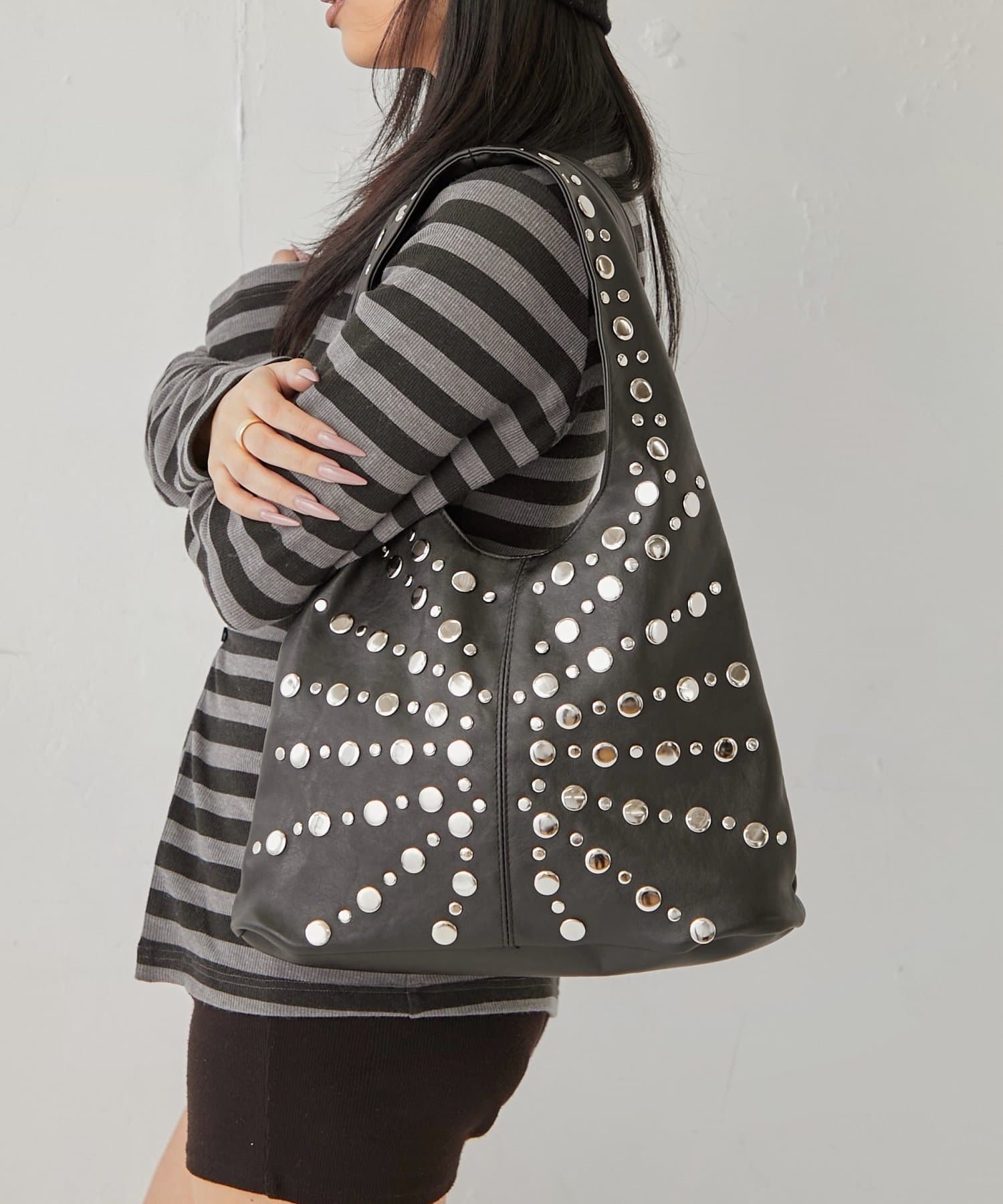 WHO’S WHO gallery(フーズフーギャラリー) RADIAL DOT PATTERN BAG
