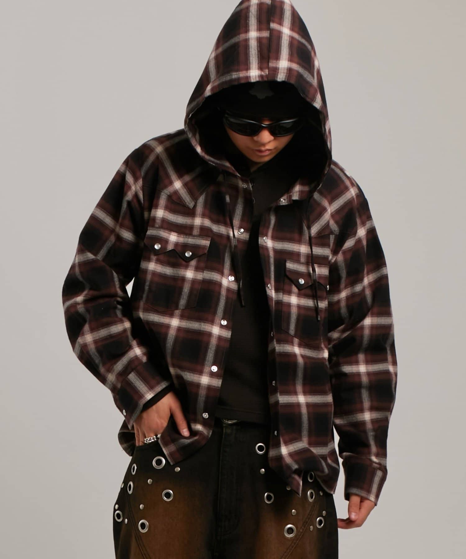 WHO’S WHO gallery(フーズフーギャラリー) 【Sourcream】ウエスタンオンブレチェックフードシャツ