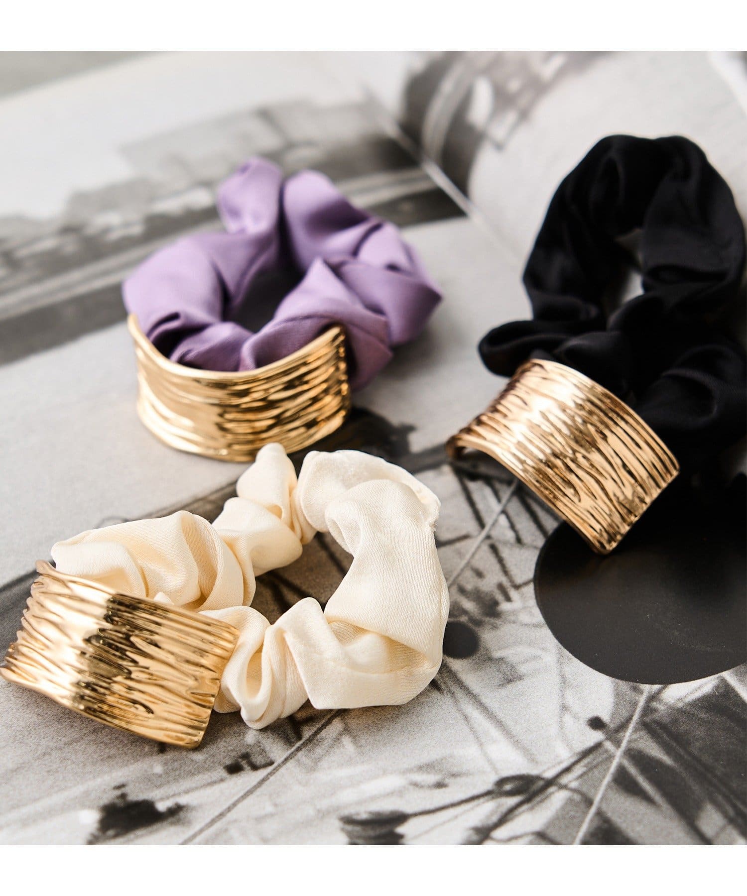 NICE CLAUP / OLIVE des OLIVE OUTLET(ナイスクラップ  / オリーブ デ オリーブ アウトレット) 【RMAF】メタルプレートシュシュ