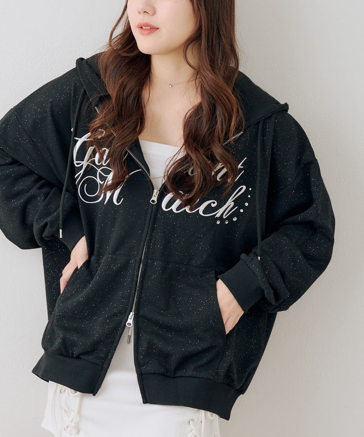 Remind me and forever(リマインドミーアンドフォーエバー) ロゴ刺繍ラメ裏毛パーカー