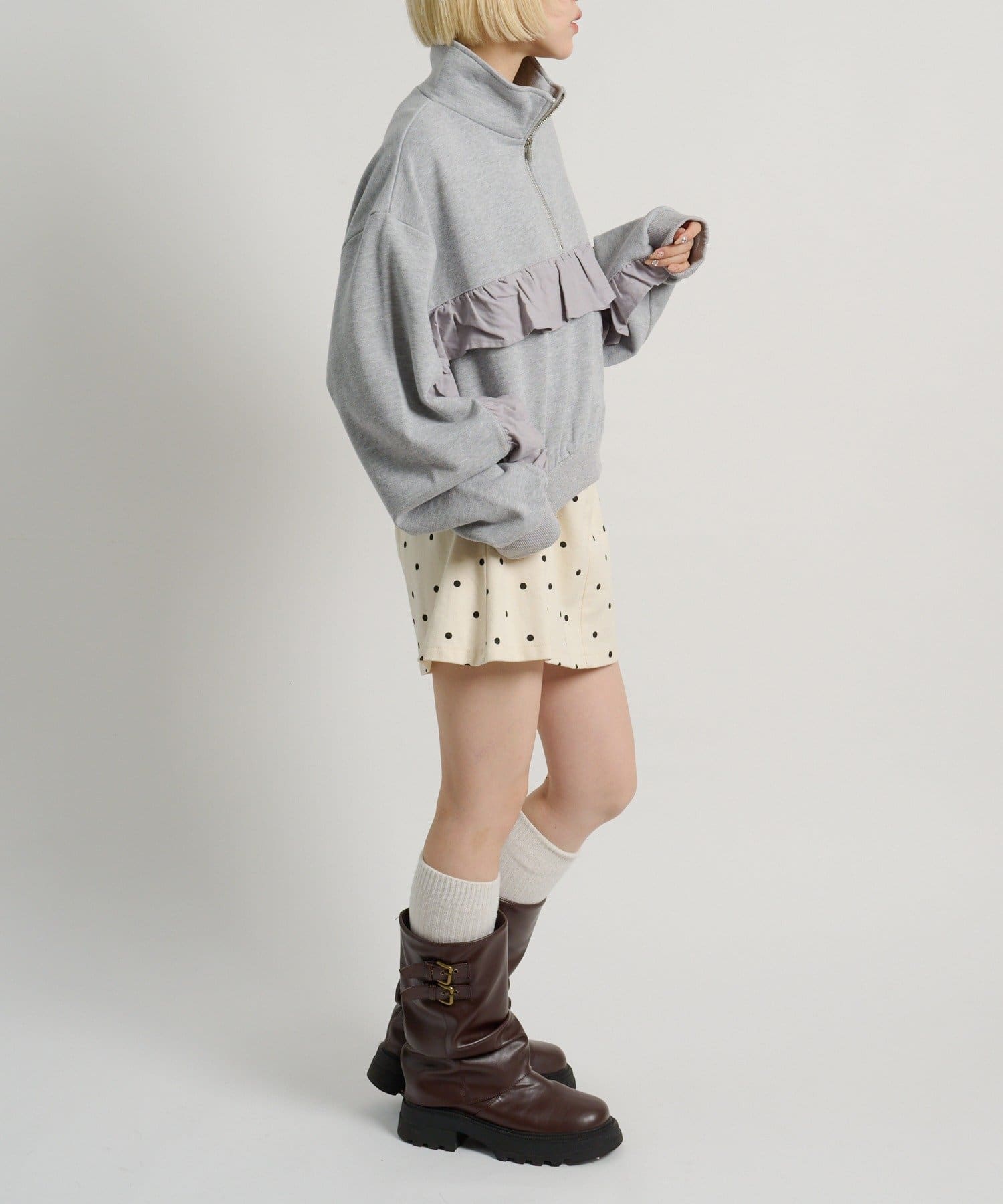 w closet(ダブルクローゼット) ハーフジップフリルスウェット