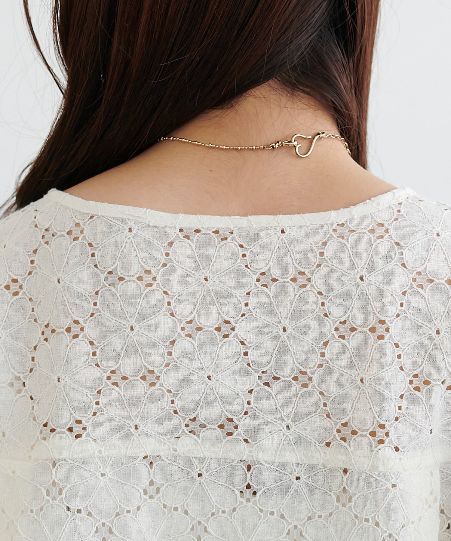 DISCOAT(ディスコート) 【WEB限定】ノーカラーレースブラウス