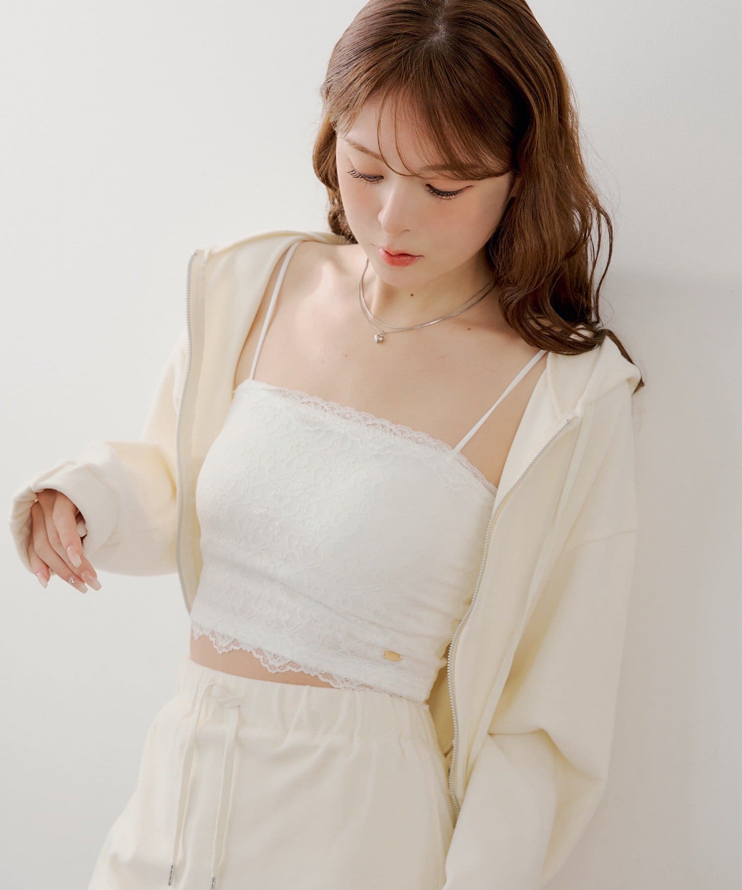 Chico(チコ) カップ付きレースベアチューブトップ