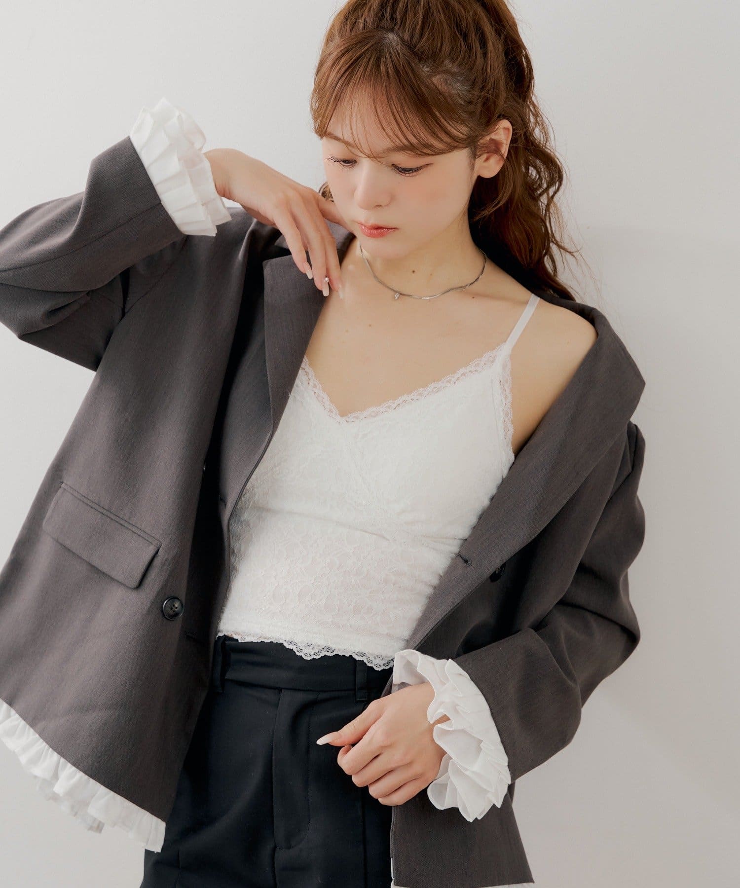 Chico(チコ) カップ付きレースリブキャミ