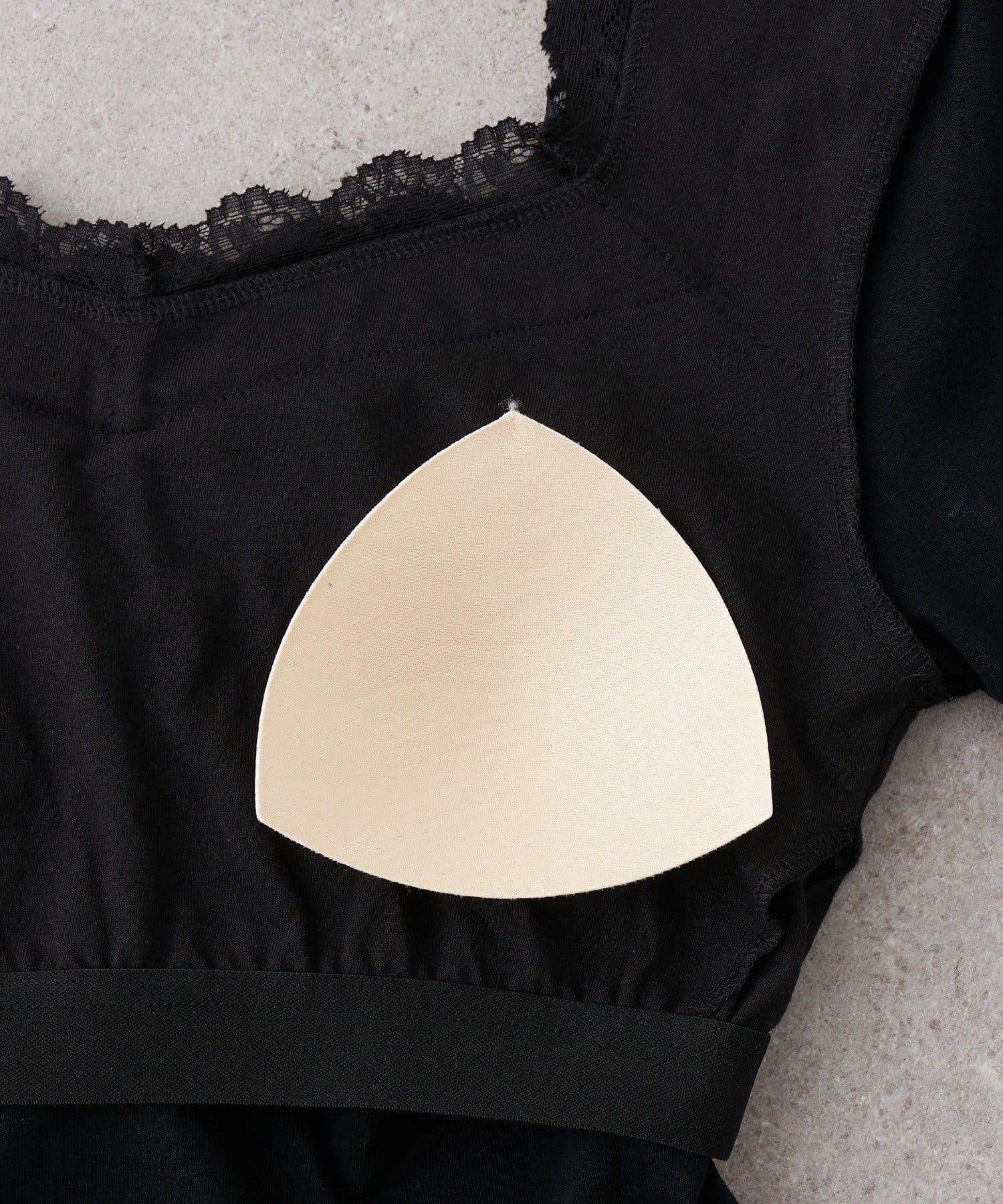 RAY CASSIN(レイカズン) パット付きレースロンT