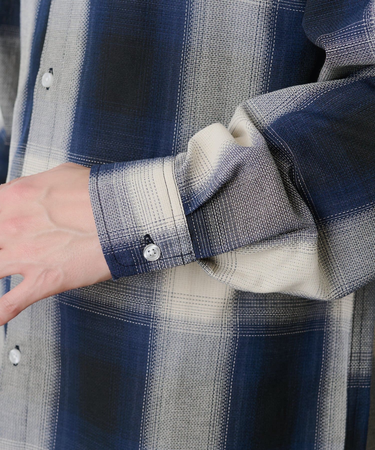 COLONY 2139(コロニー トゥーワンスリーナイン) リネンライクオンブレチェック長袖シャツ