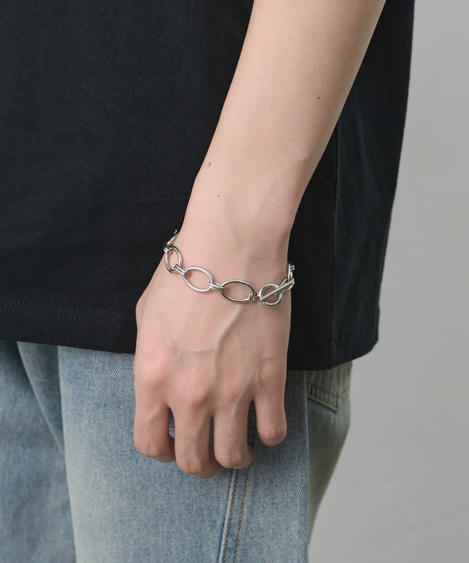 COLONY 2139(コロニー トゥーワンスリーナイン) 【UNISEX】サークルデザインチェーンブレスレット