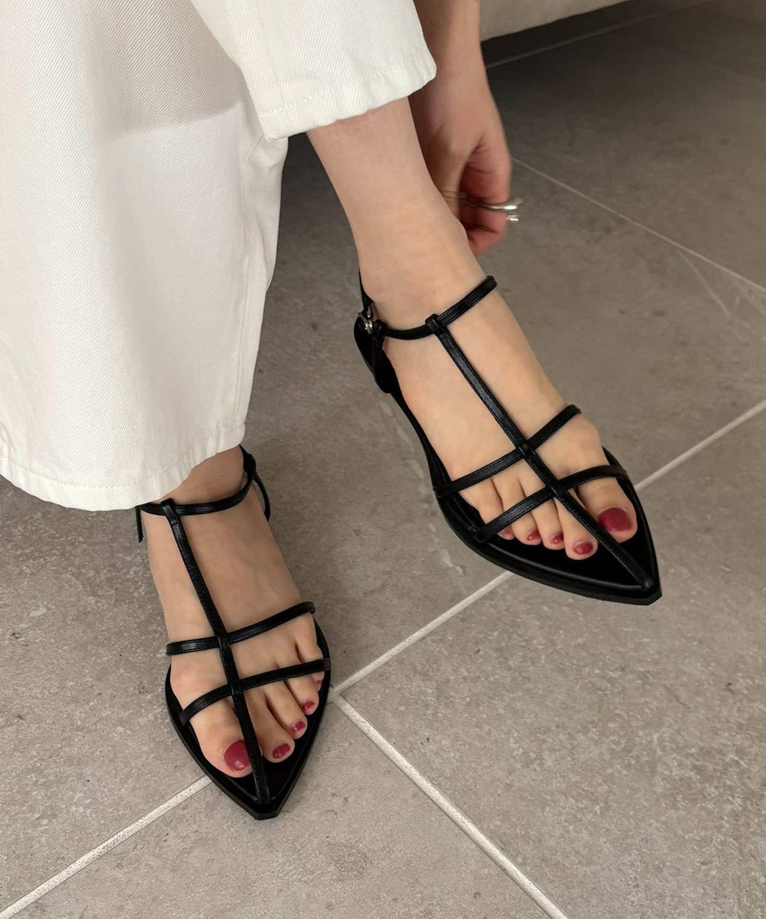 CAPRICIEUX LE'MAGE(カプリシュレマージュ) Tストラップサンダル