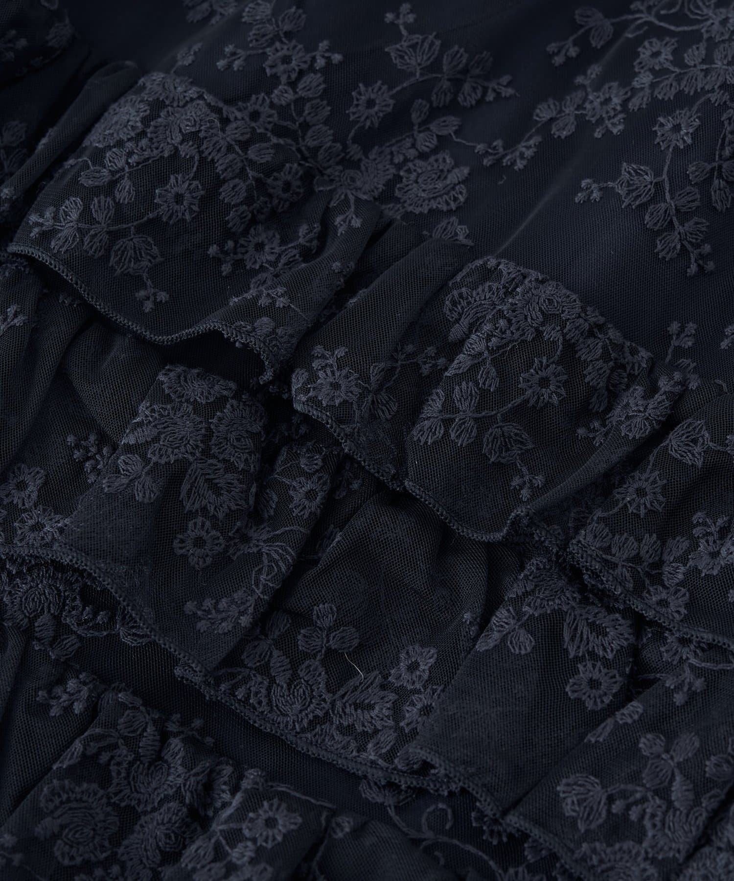 La boutique BonBon(ラブティックボンボン) チュール刺繍フリルマキシスカート